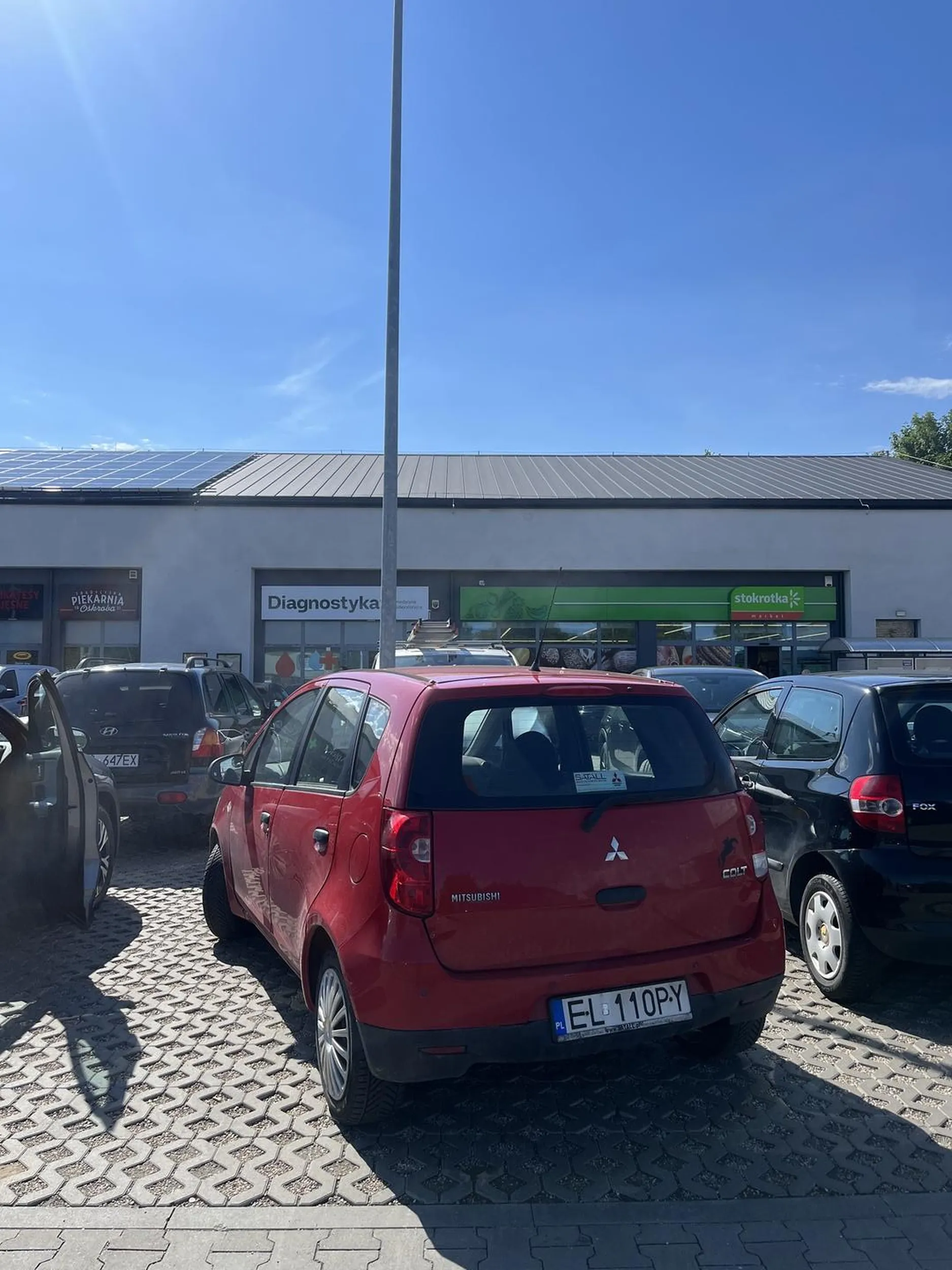 Gratulacje za kreatywność mistrz parkowania