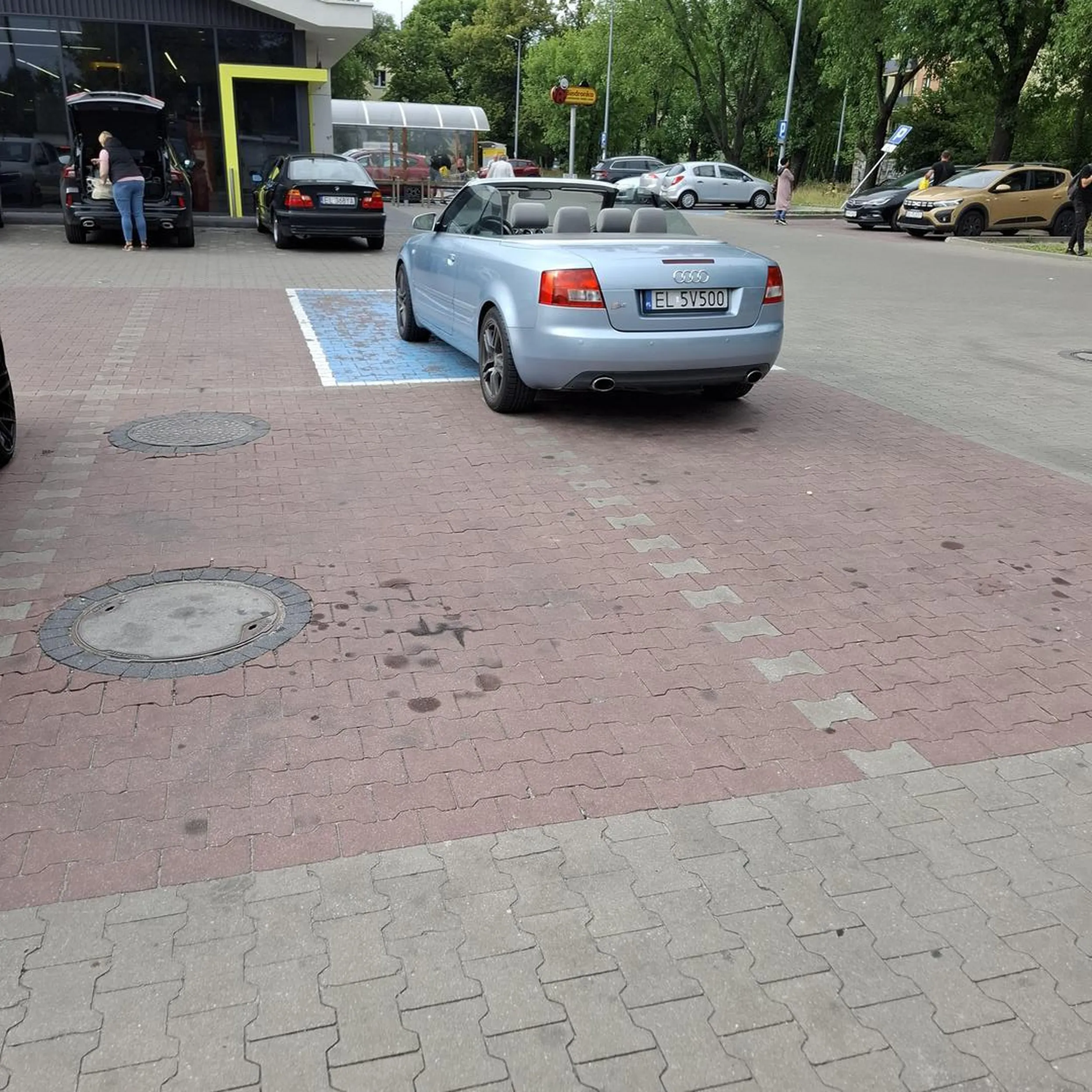 Ciężko to jakoś skomentować :)