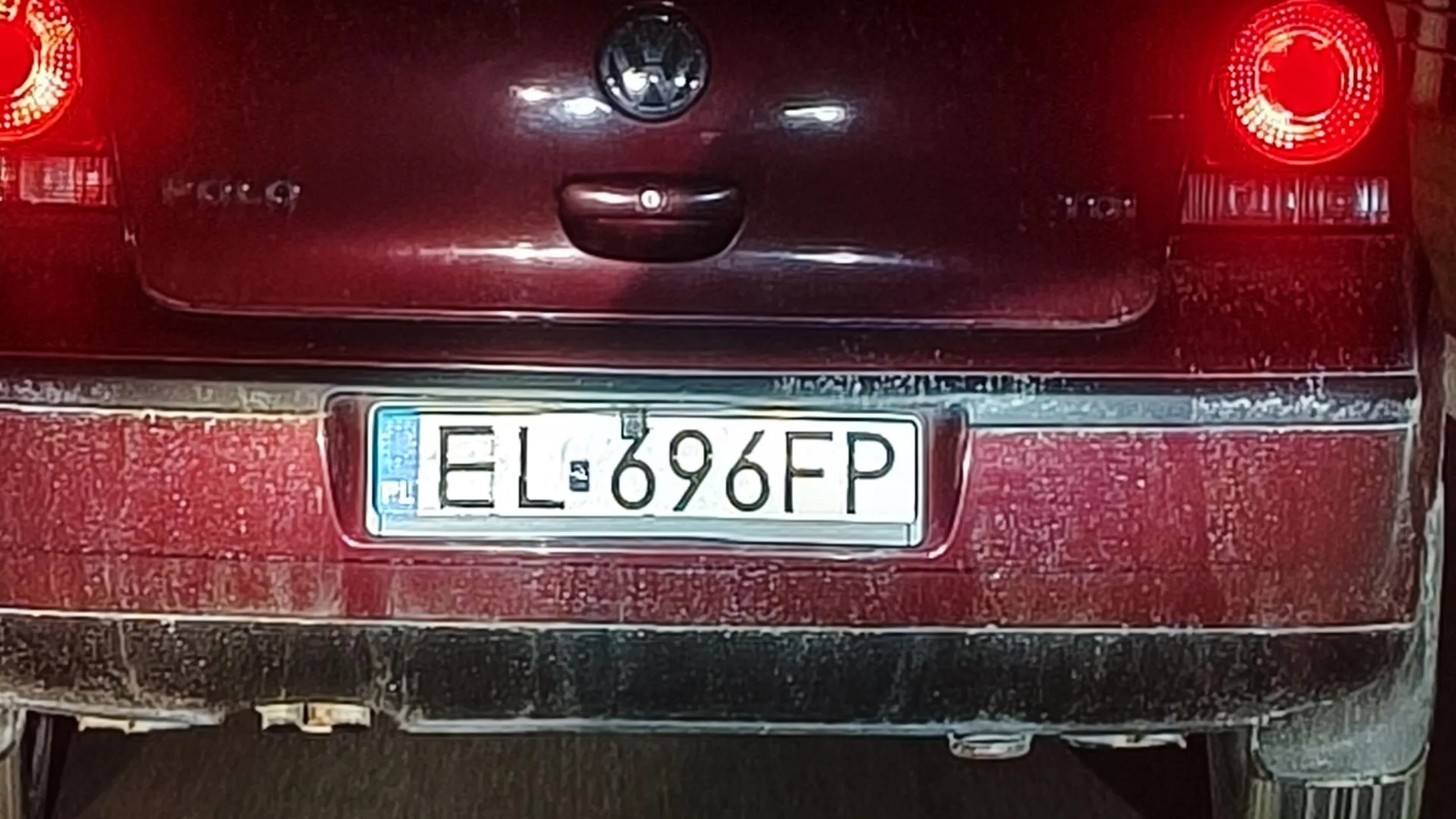 Chłop nie potrafi jeździć na suwak.