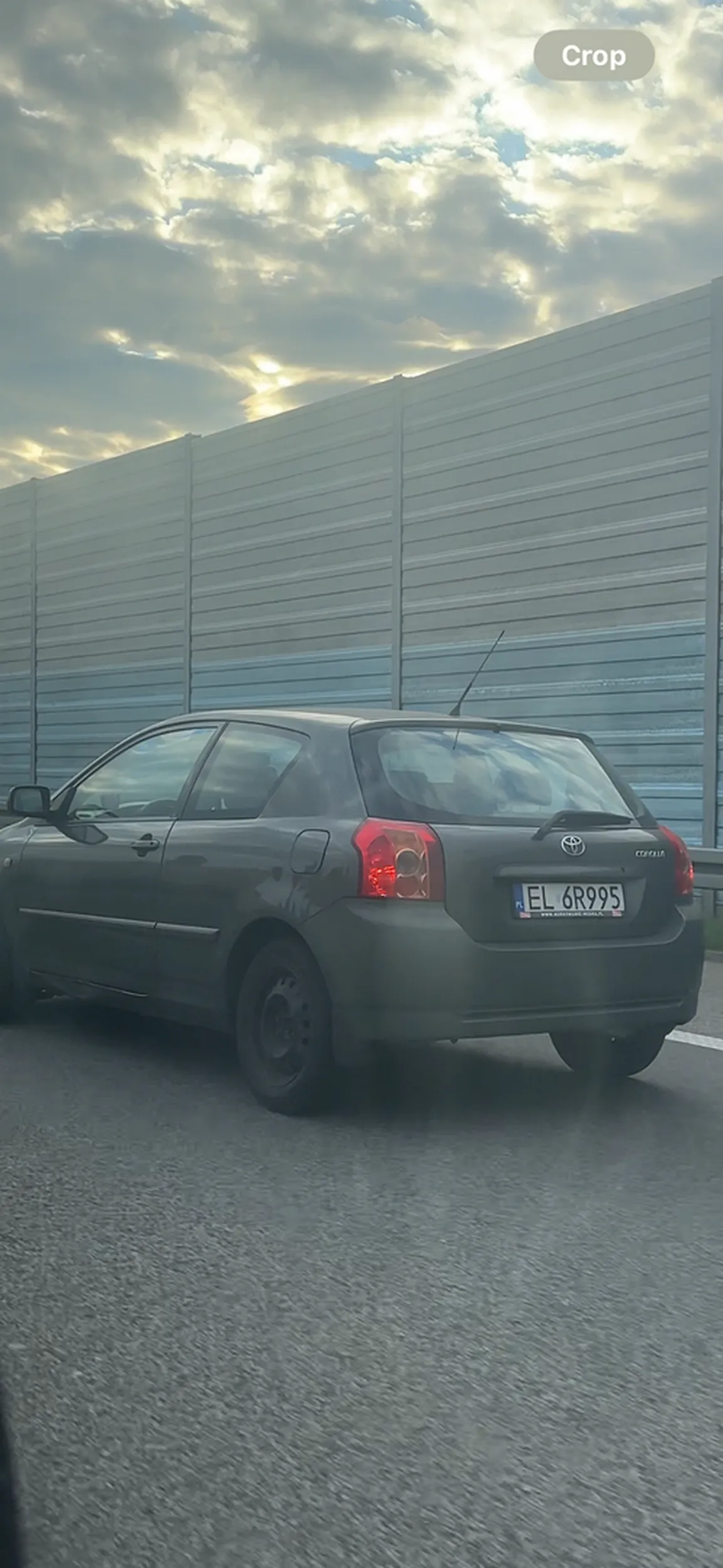 naucz sie babo jezdzic autostrada jak lewy zajety to sie nie wpierdalaj na prawy i spowrotem