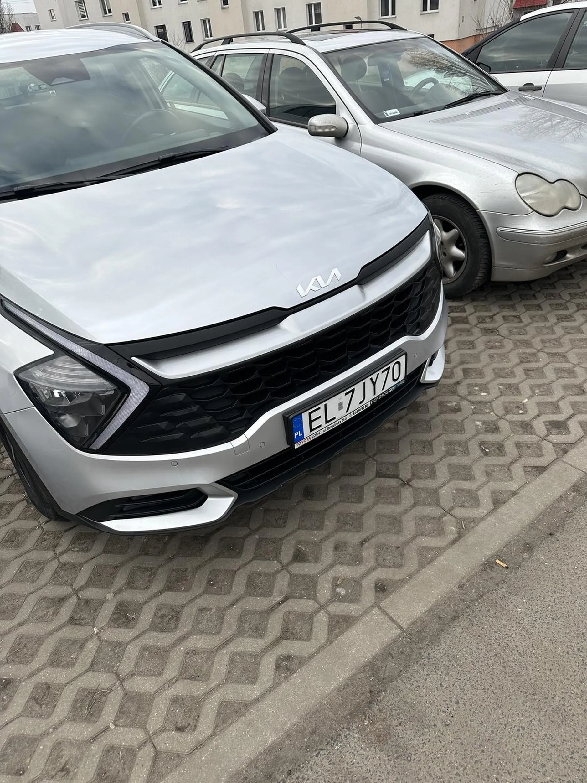 Wkurwiaja mnie ludzie którzy nie patrzą jak idą i składają grubą dupa lusterka