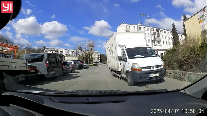 Jazda pod prąd Jazda po chodniku