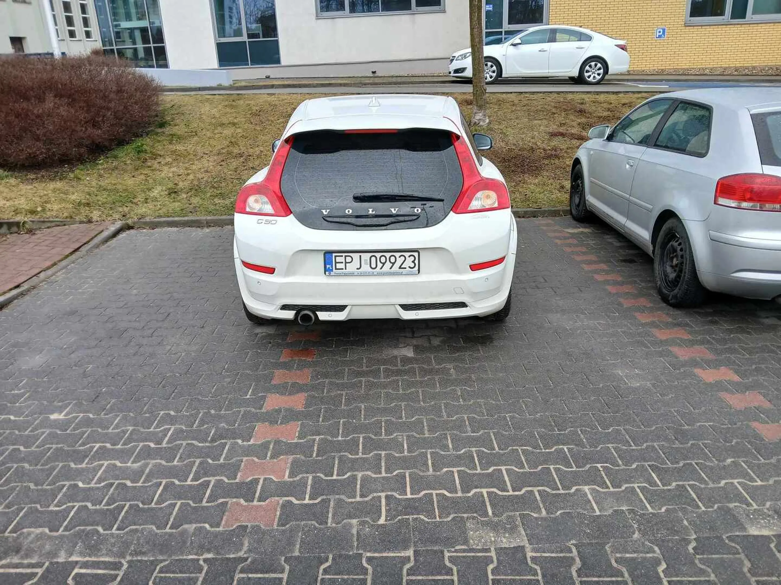 Szlachcic w jednym się nie mieści.