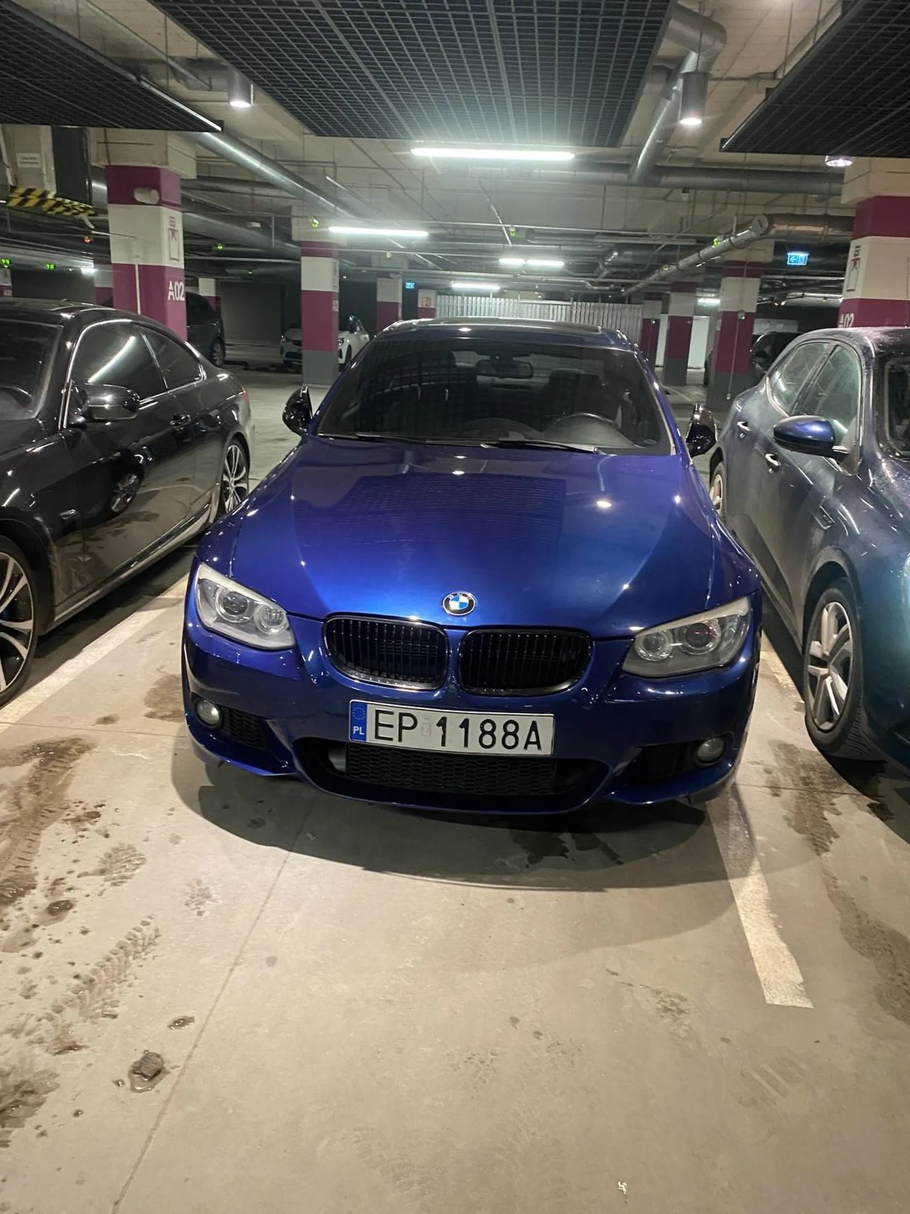 chyba trzeba wrócić do lekcji nauki jazdy i parkowania ?