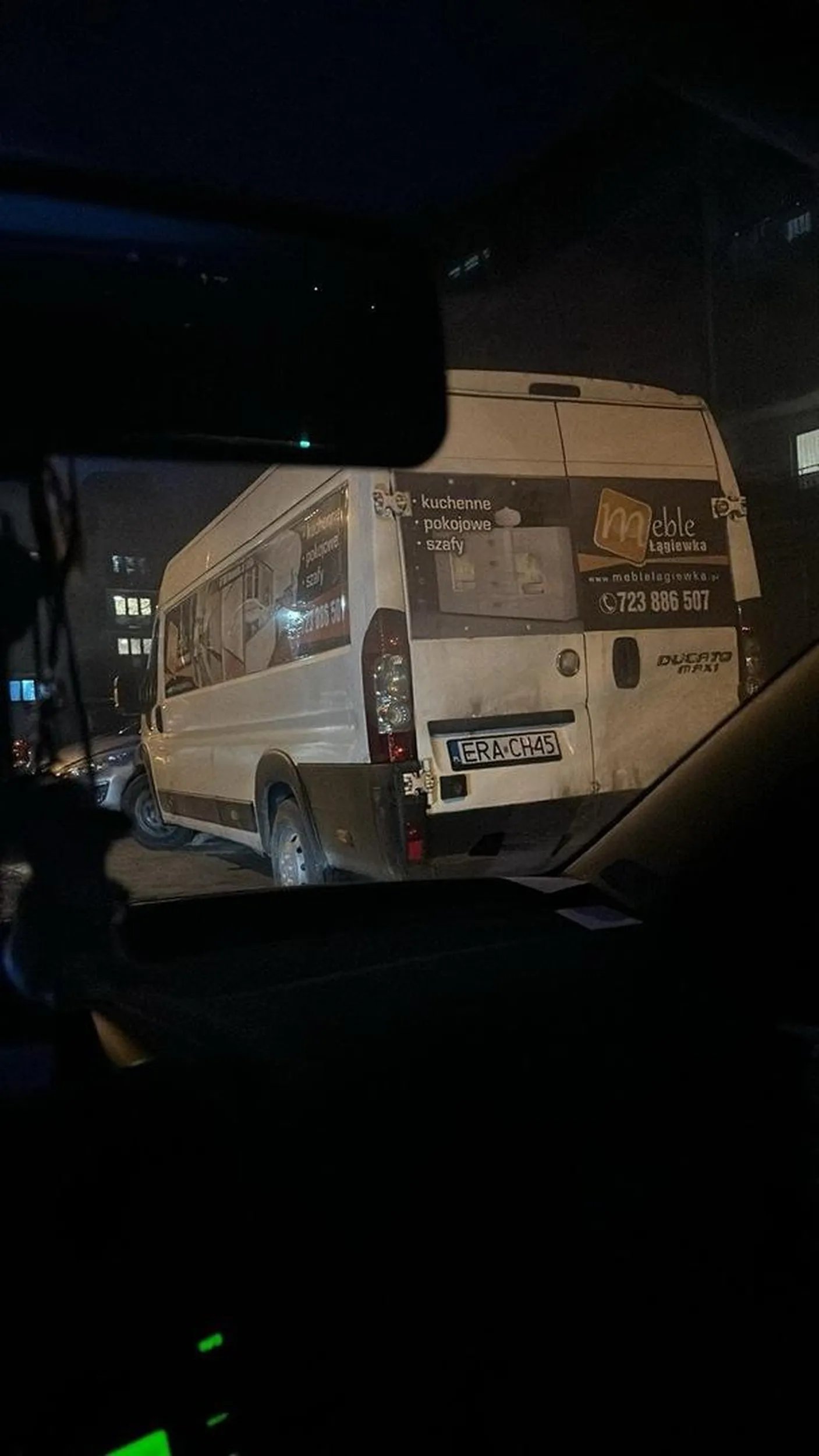 Polecam nauczyć się parkować ?