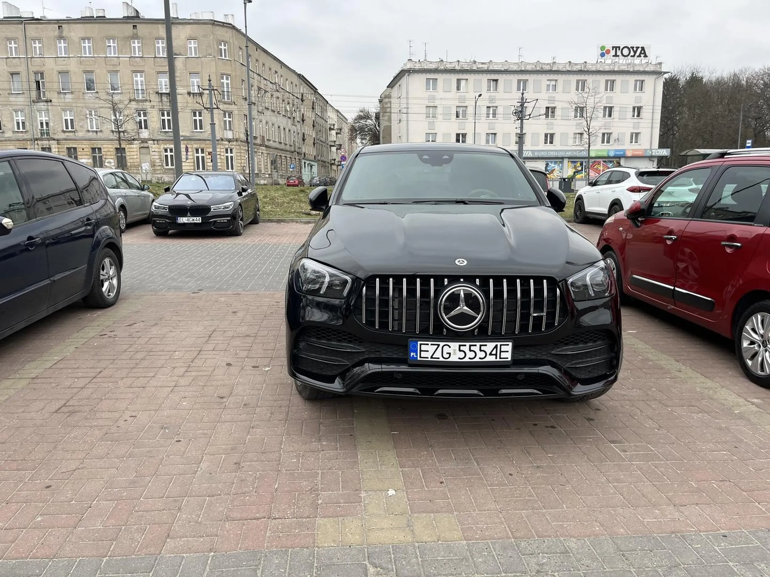 Pajac nie umie parkować