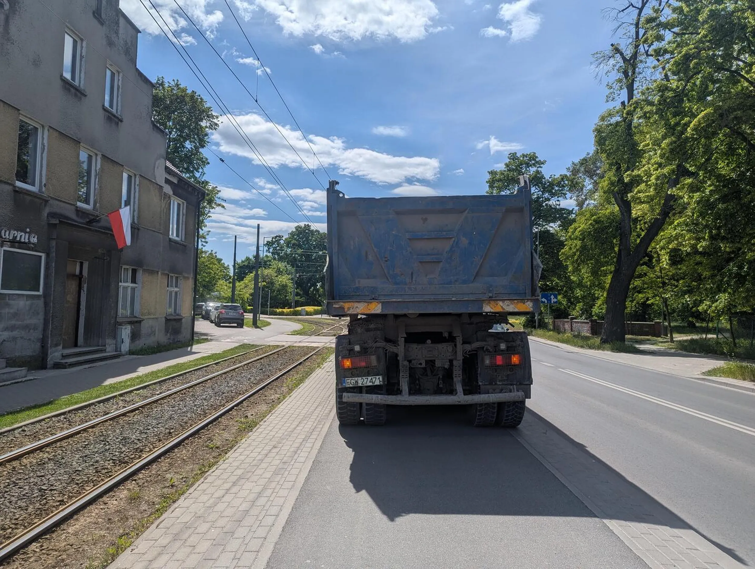 Ścieżka i chodnik nieczynne do czasu aż kupię sobie chleb