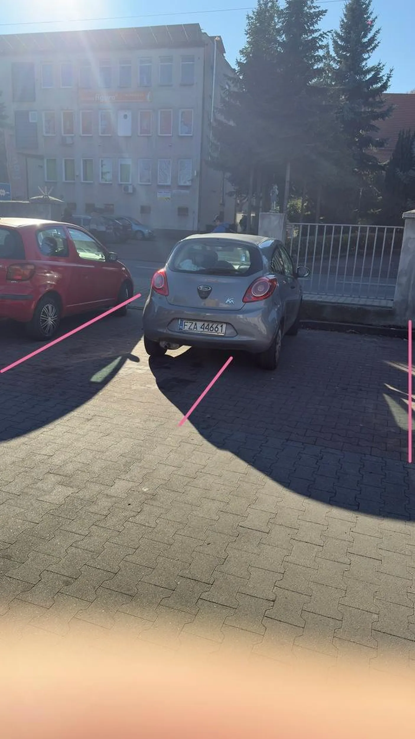 przydałaby się lekcja parkowania