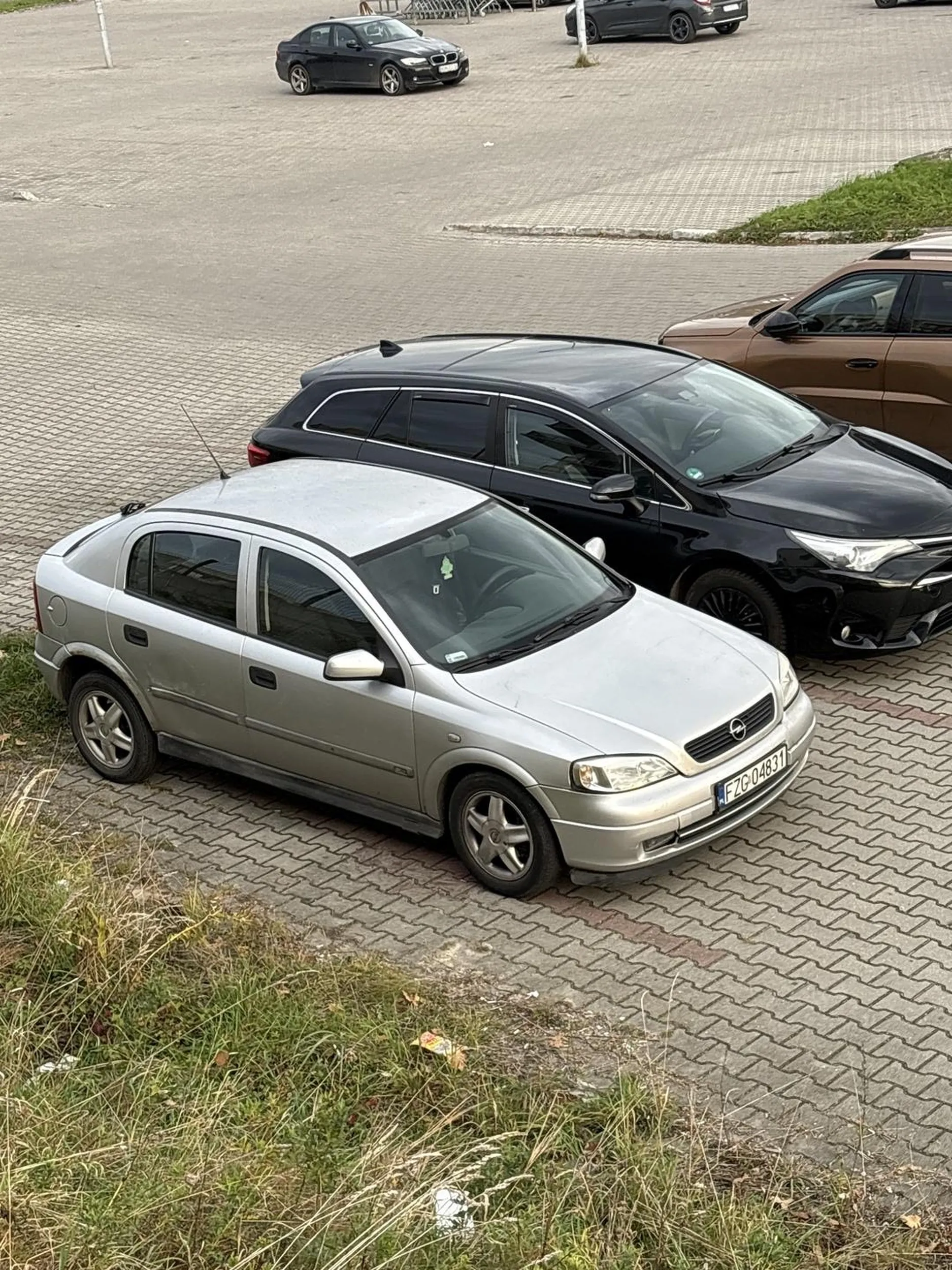 Nie umie parkować sierota