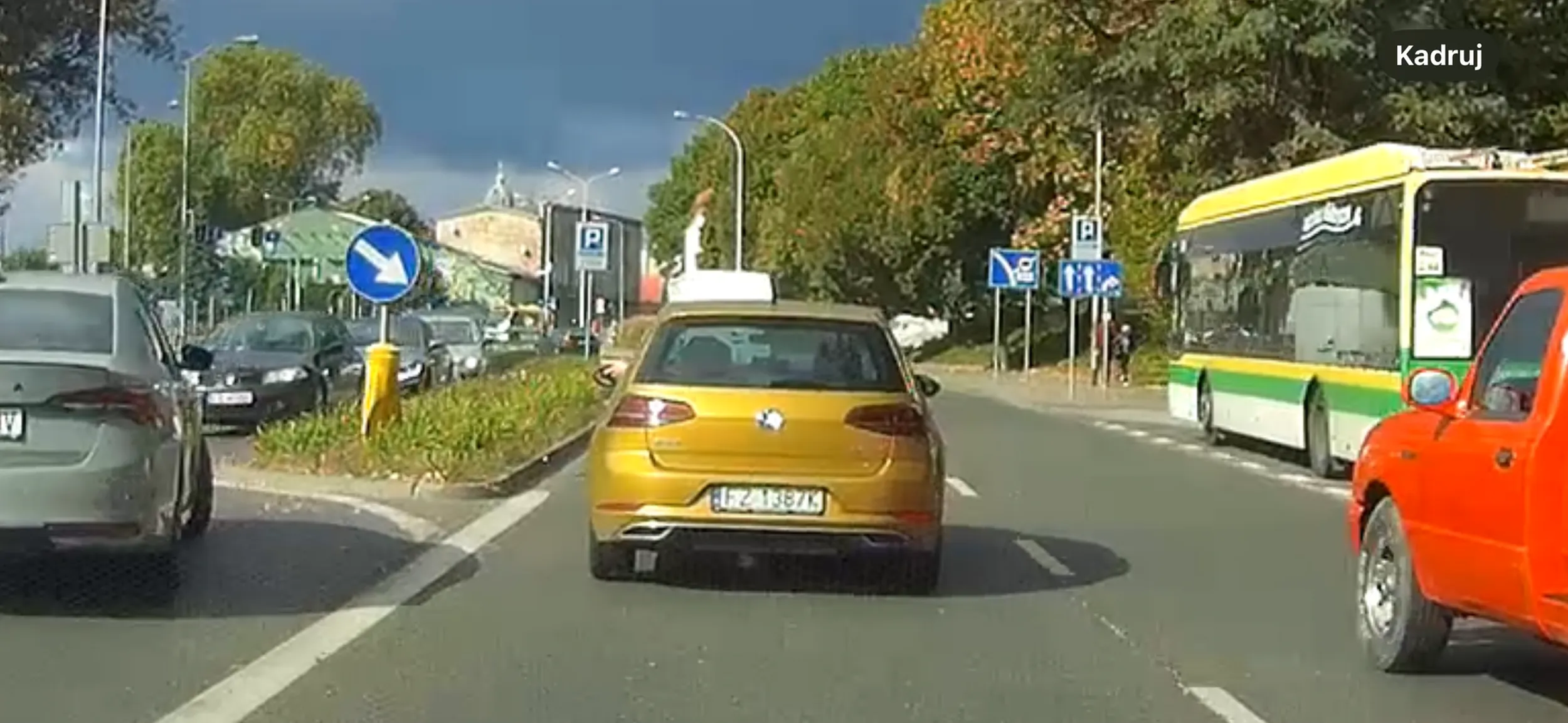 Teraz idź i zbierz tego peta czy cokolwiek tam wyrzuciłeś świniaku