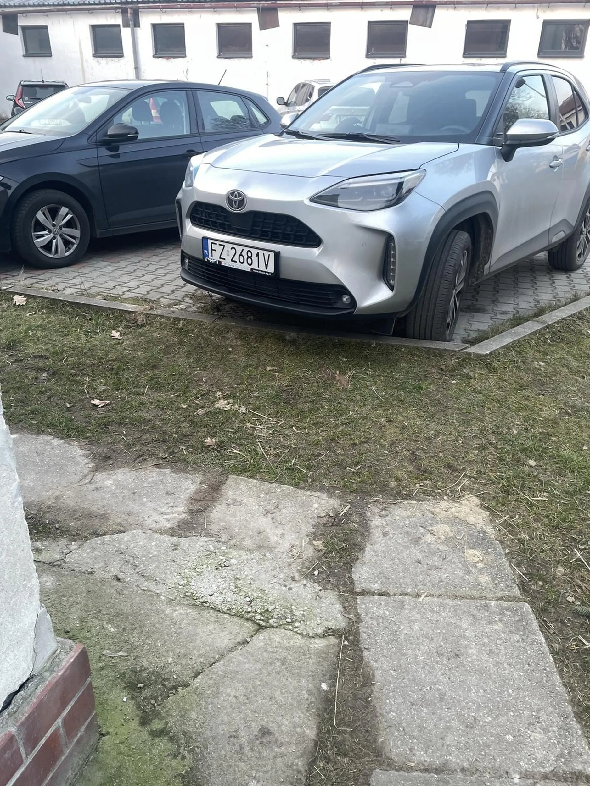 Alkoholik ,notorycznie jeździ nawalony