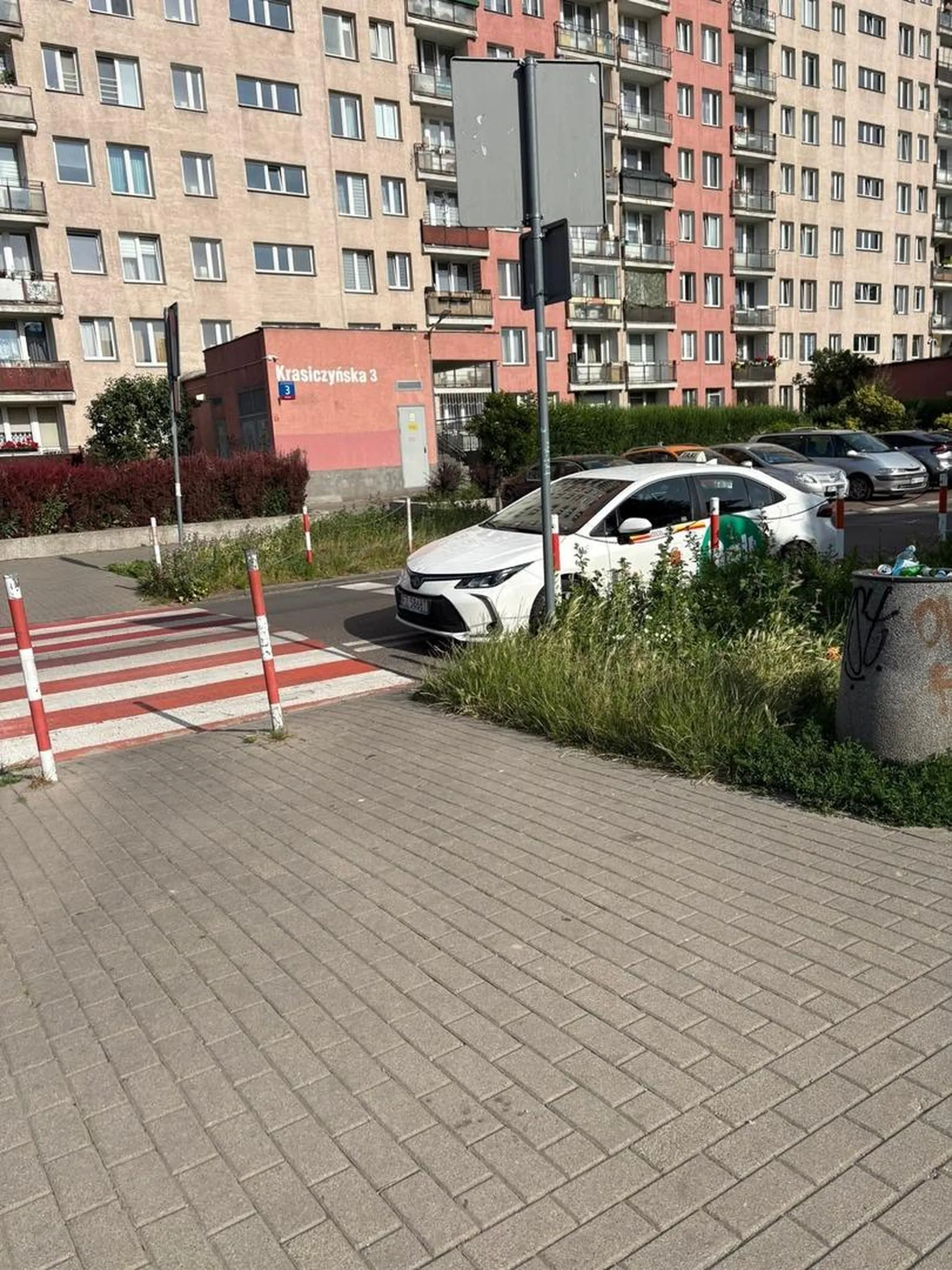 15 metrów od pasów jak chcesz parkować