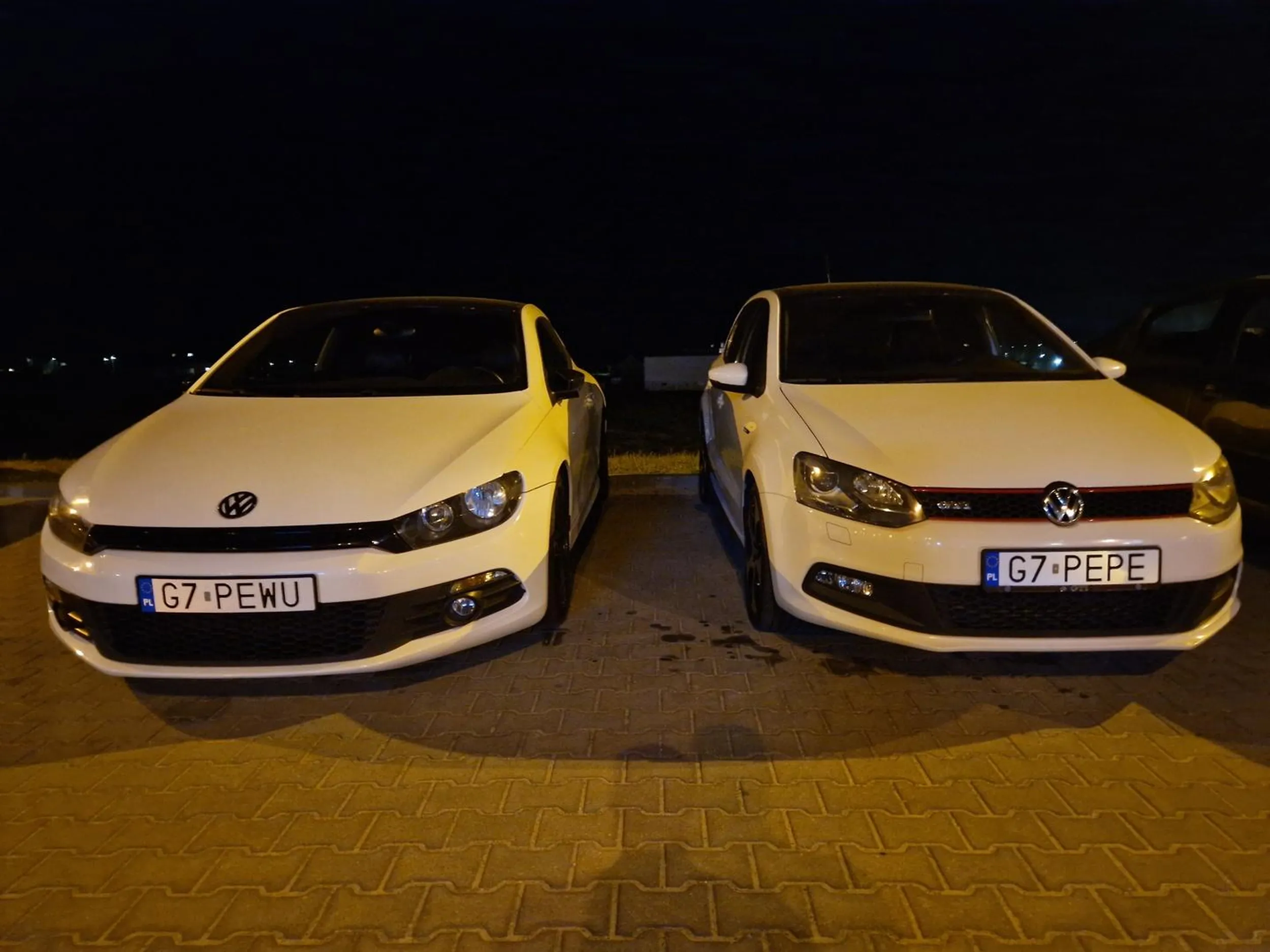 Fura niezła. Rumcajs, który ją prowadzi też.