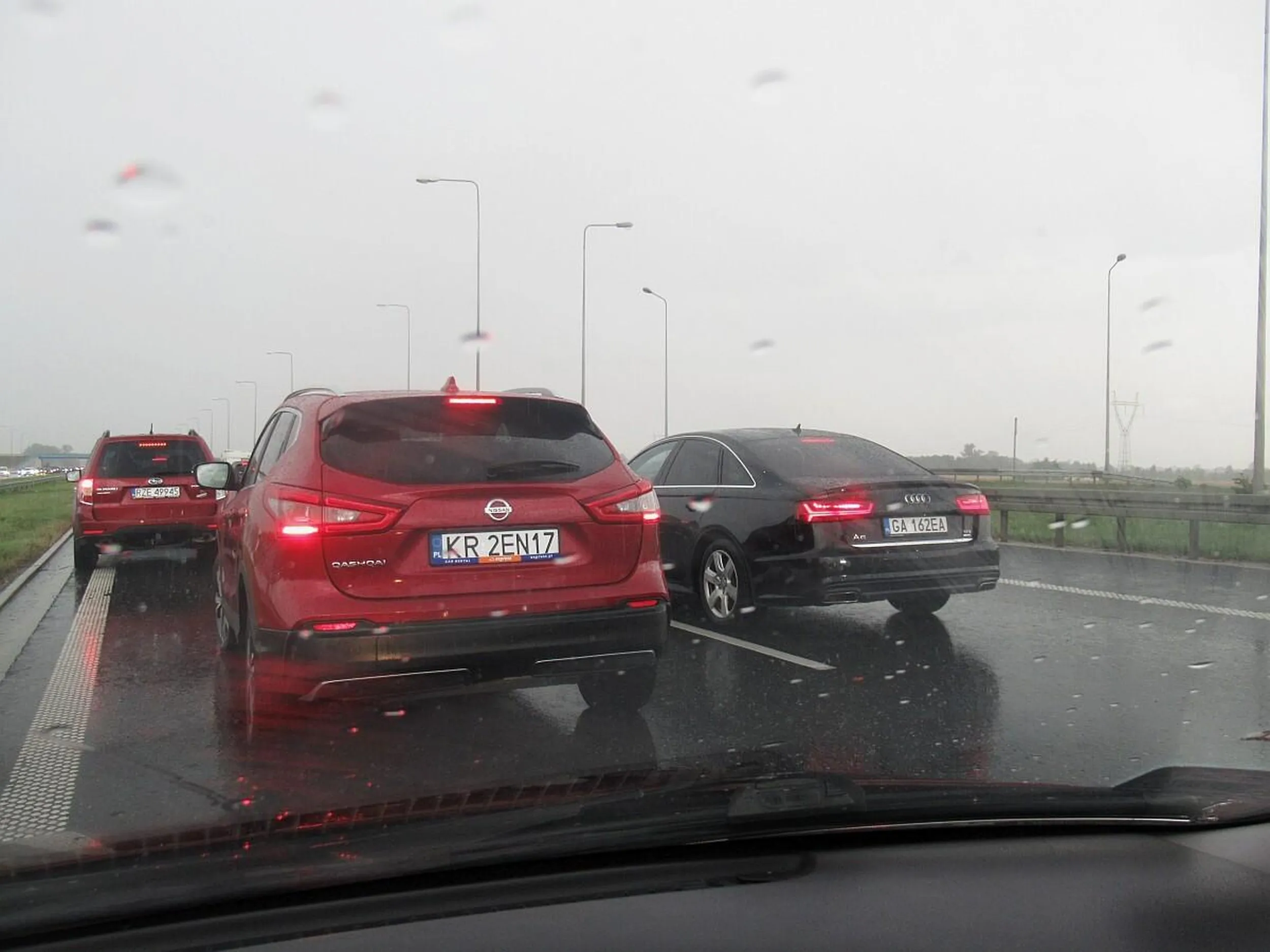 Korytarz ratunkowy po polsku: