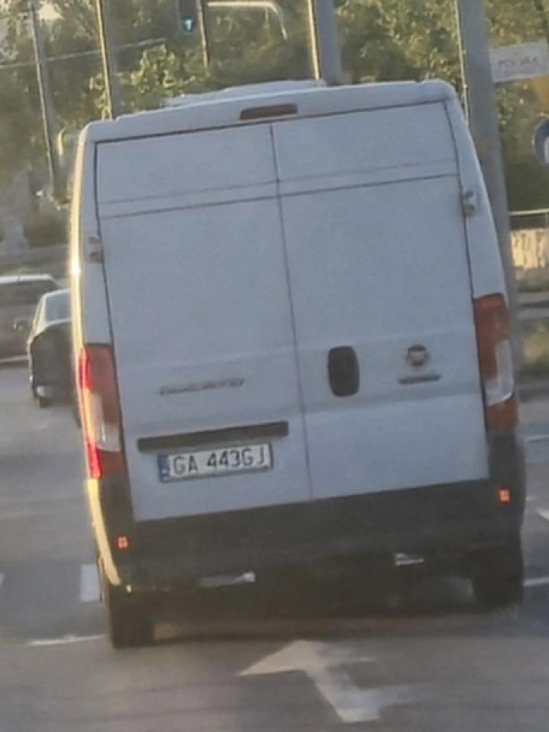 Zmieniasz pas a lusterka posiadasz ,czy ci,zamazali markerem