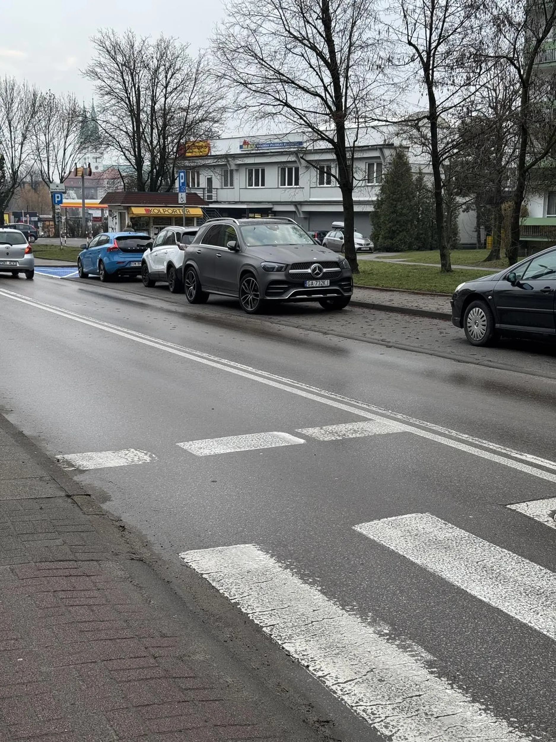 Widać mentalność po parkowaniu