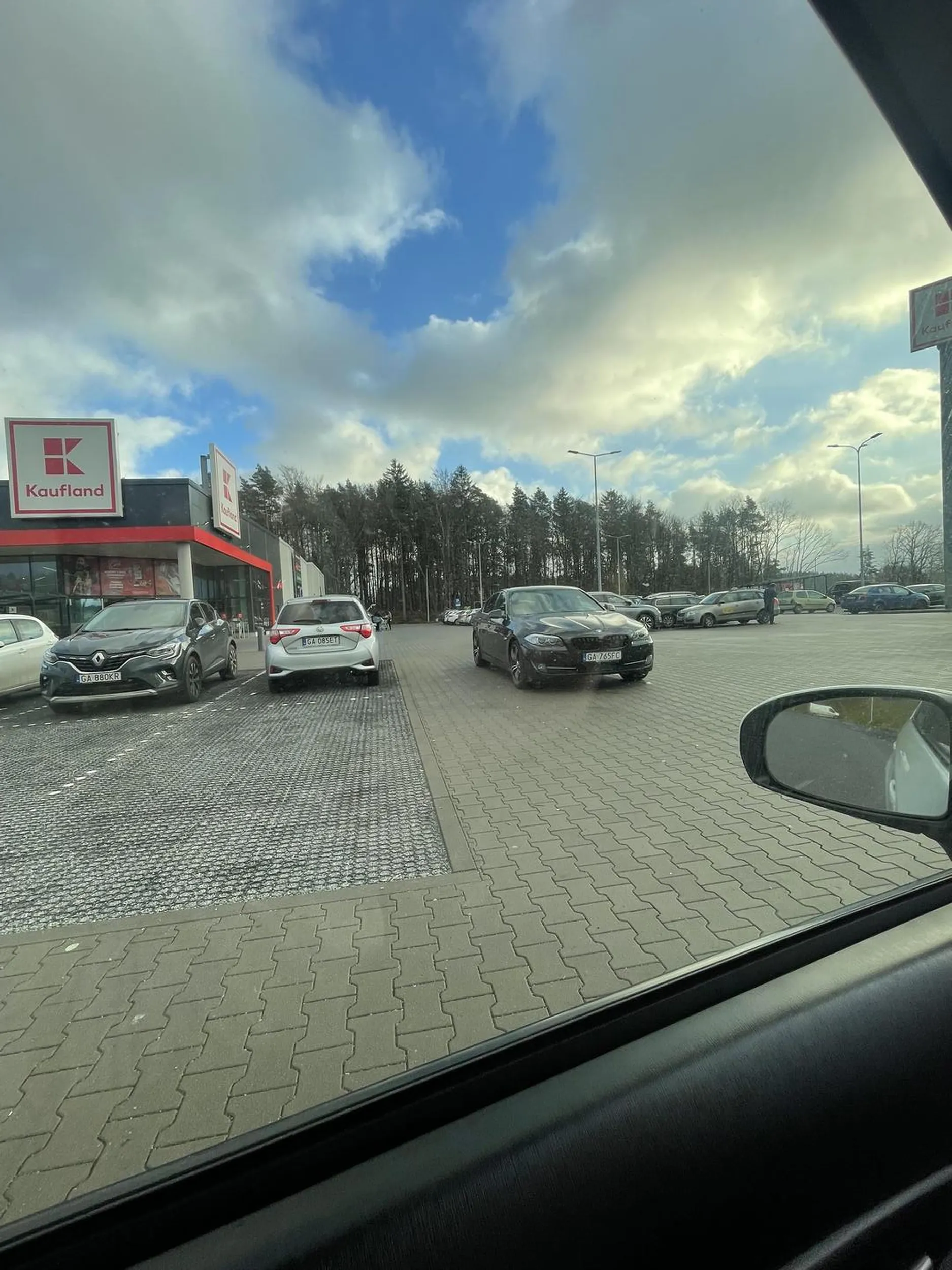 Wiśniak dał radę zebrać 50k zł i myśli że jest Król, niestety jesteś bydłem