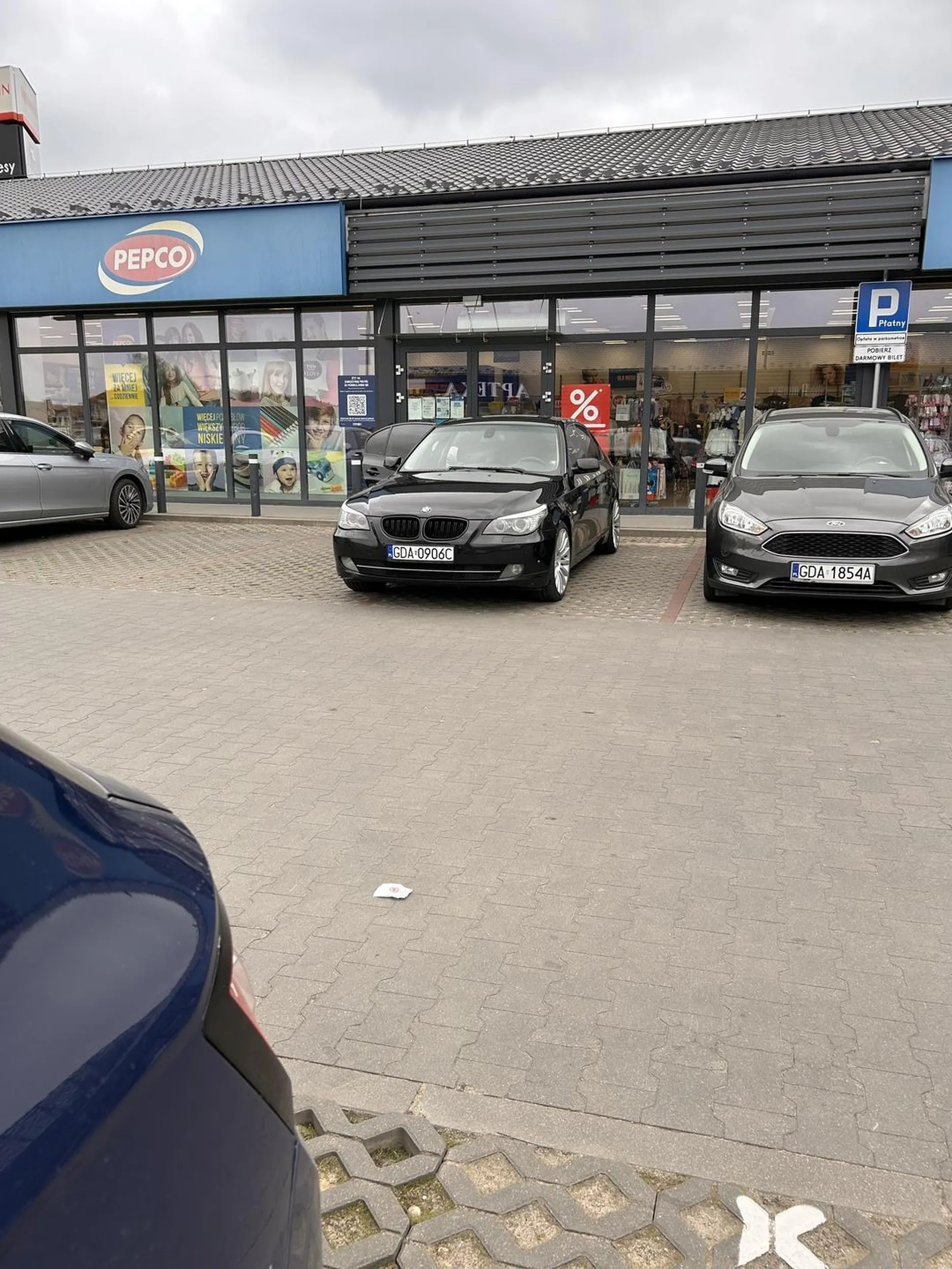 Ty chyba jesteś pierdolnieta xd