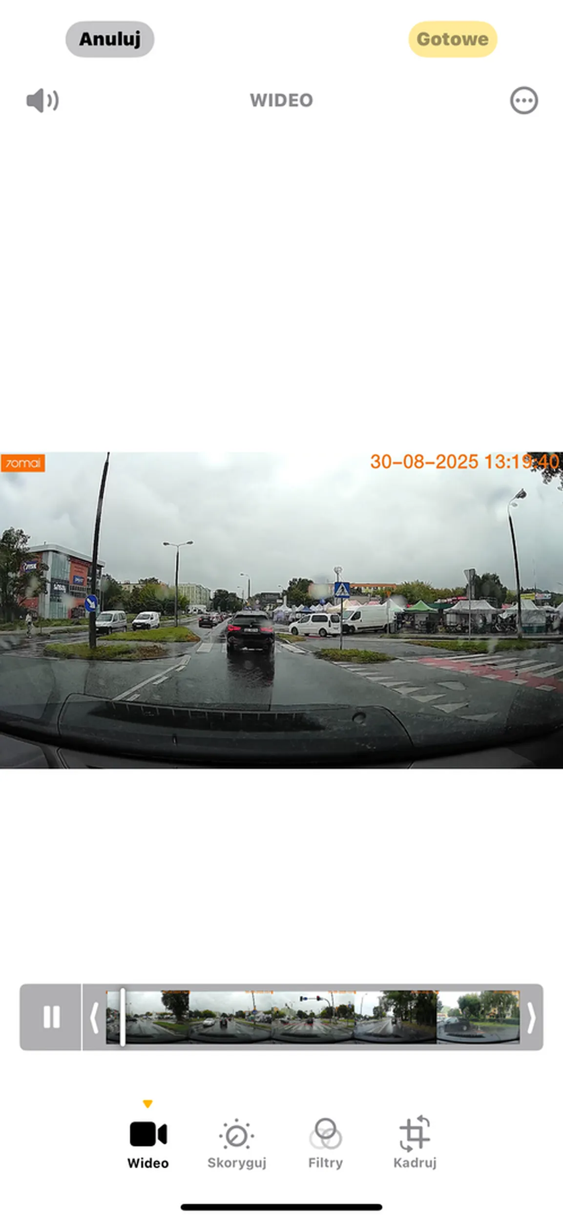 Opasły knur wjechał mi z prędkością 5km/h z drogi podporządkowanej prawie przed maskę