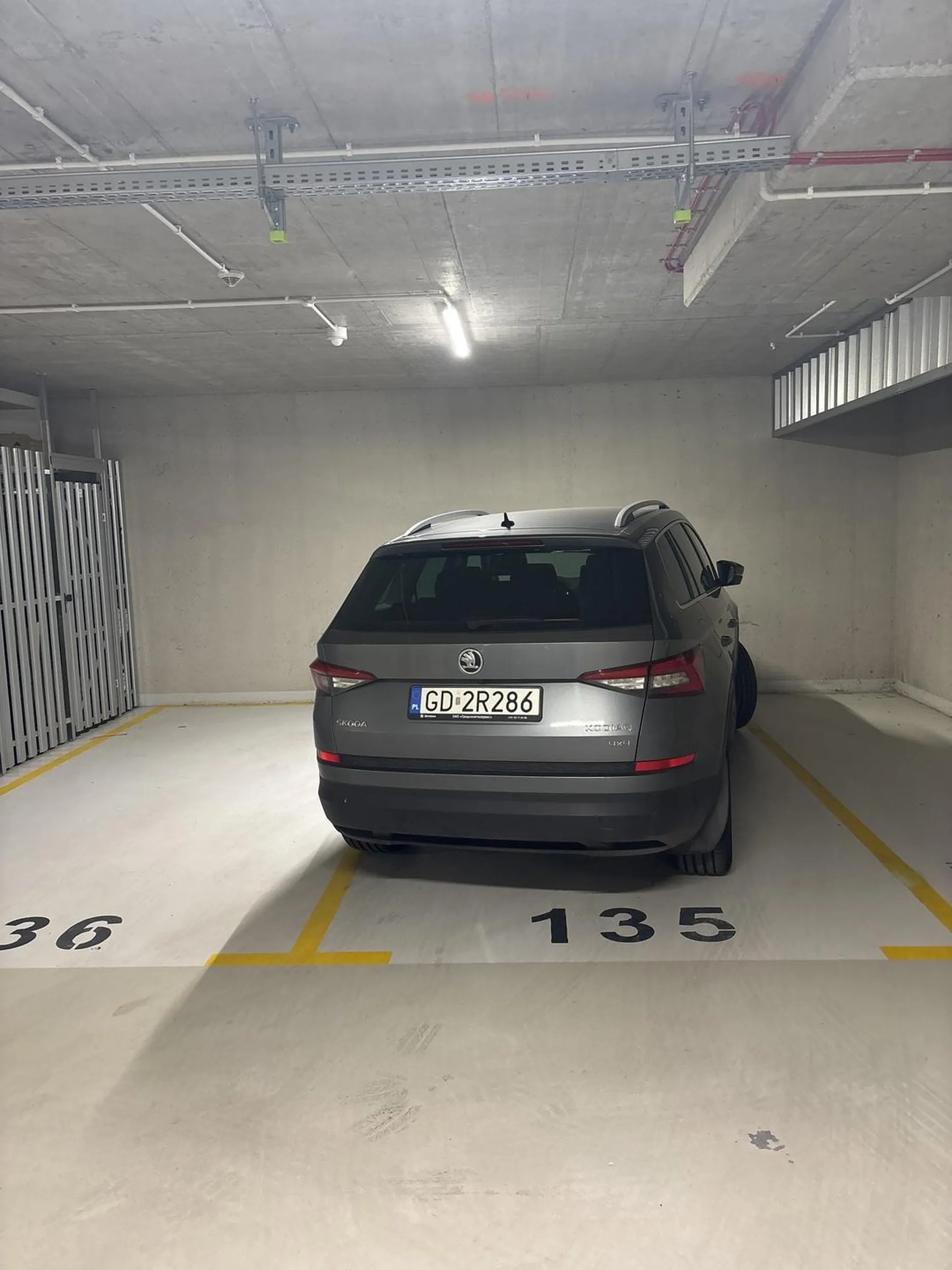 Stoi jak palant na moim miejscu