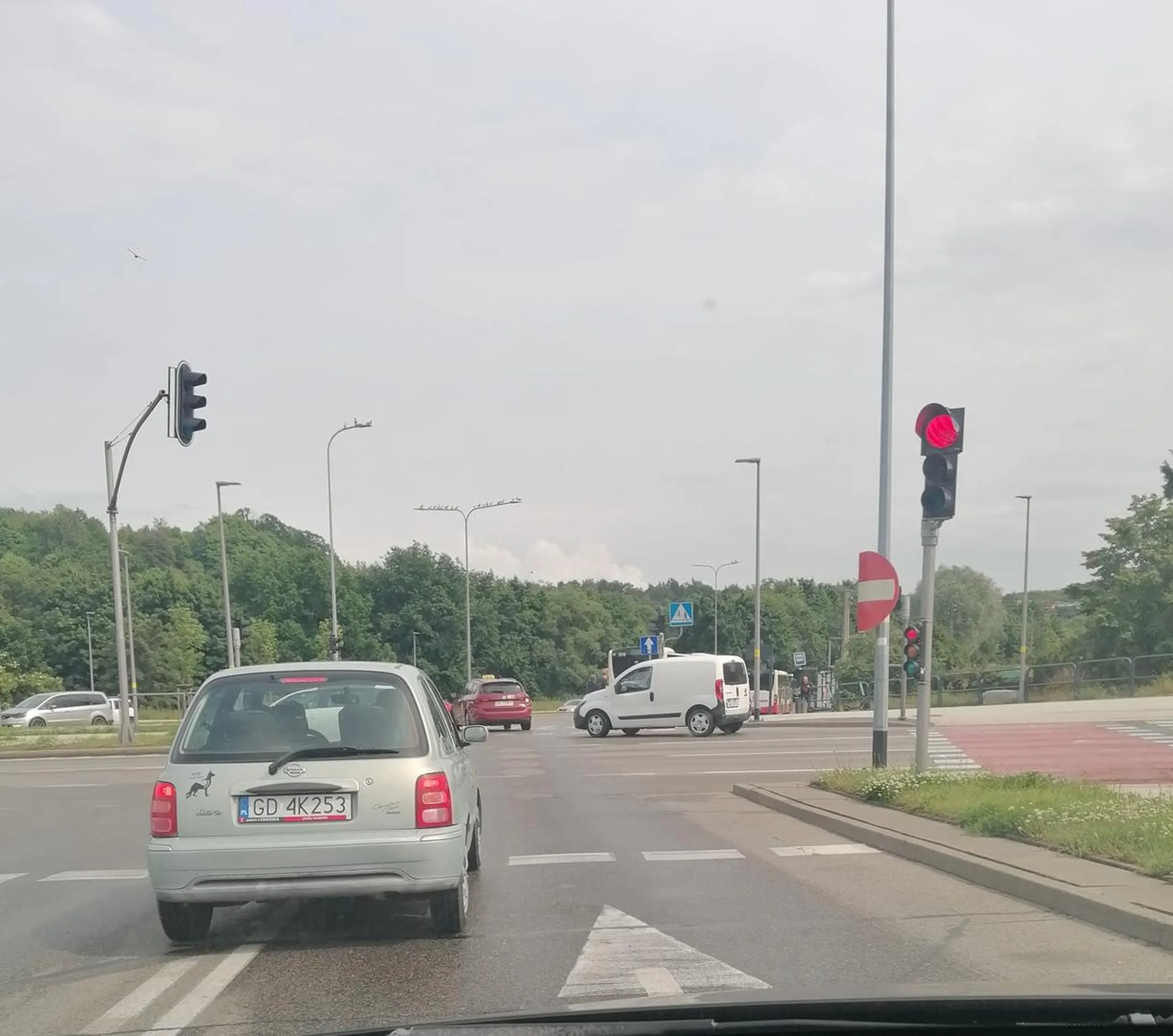 Jak widać jazda na wprost jest za trudna dla niektórych