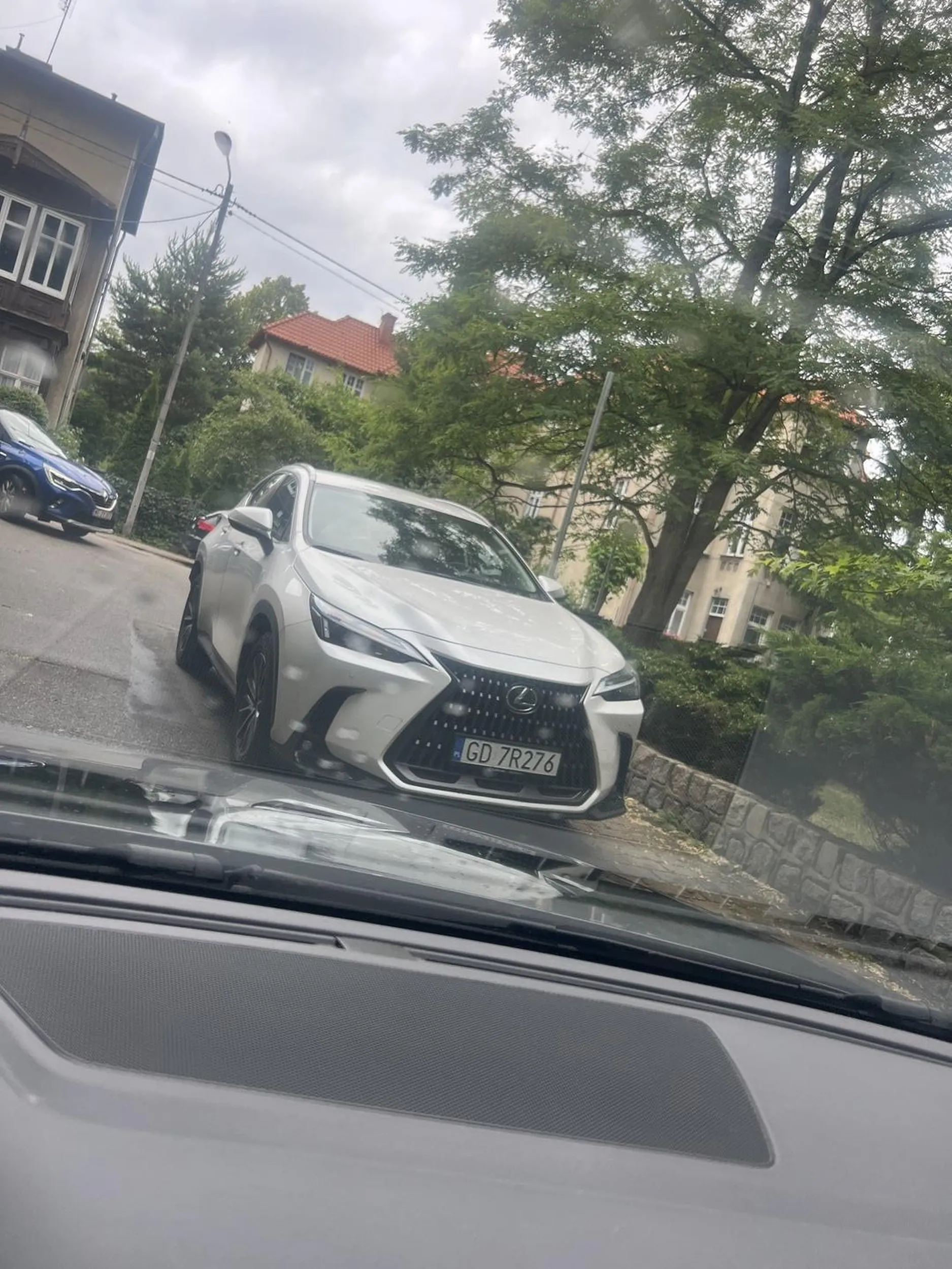 Prawo jazdy w chipsach i brak wychowania