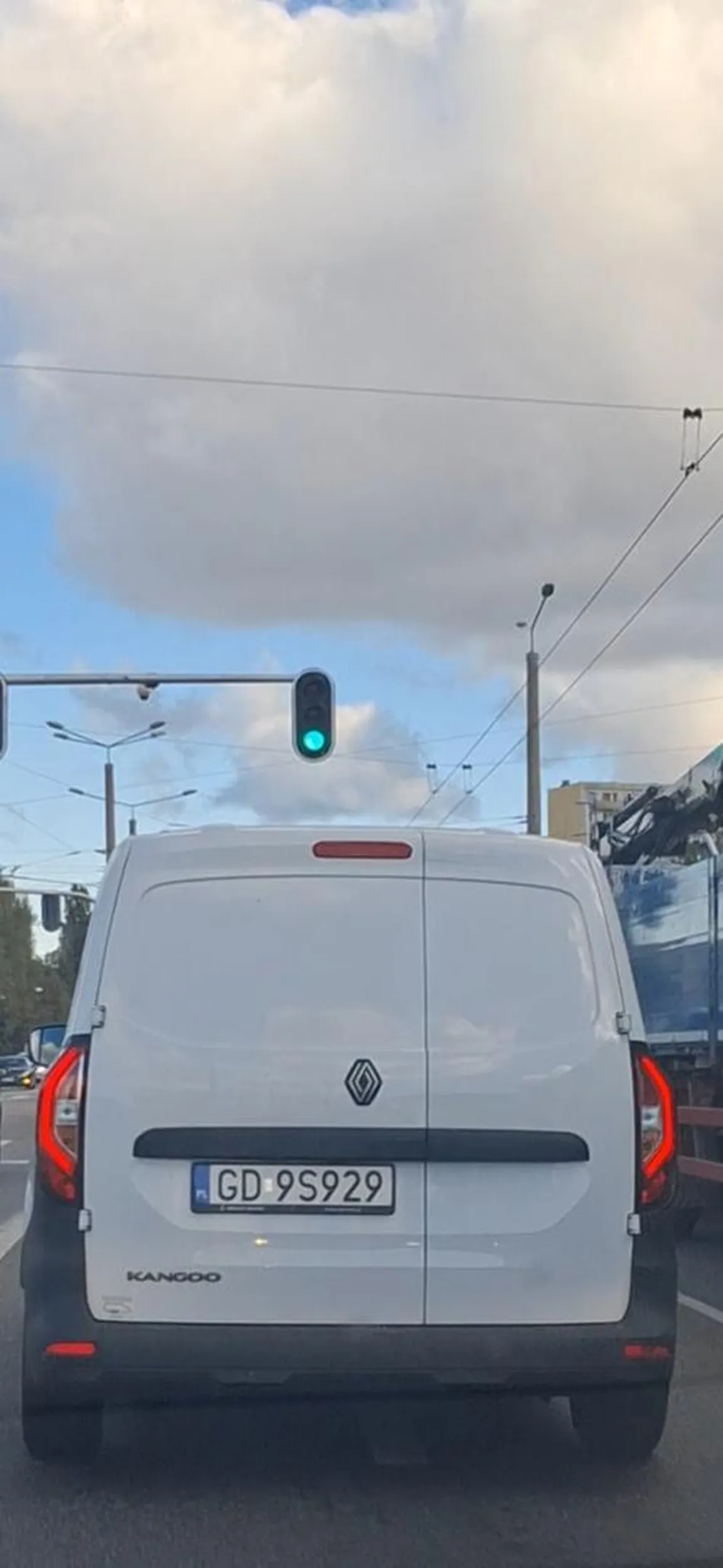 Panie kierowco proszę sobie przypomnieć do czego służy lewy pas