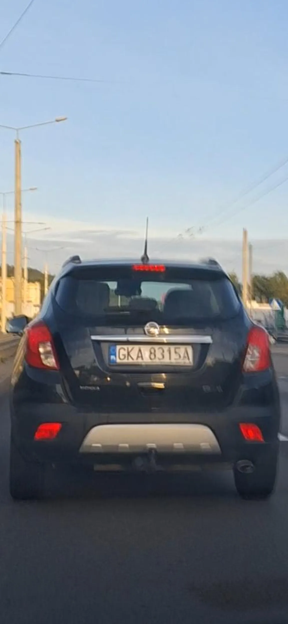 Panie kierowco lewy pas służy do wyprzedzania a nie do jazdy trzydziestką i blokować innych kierowców