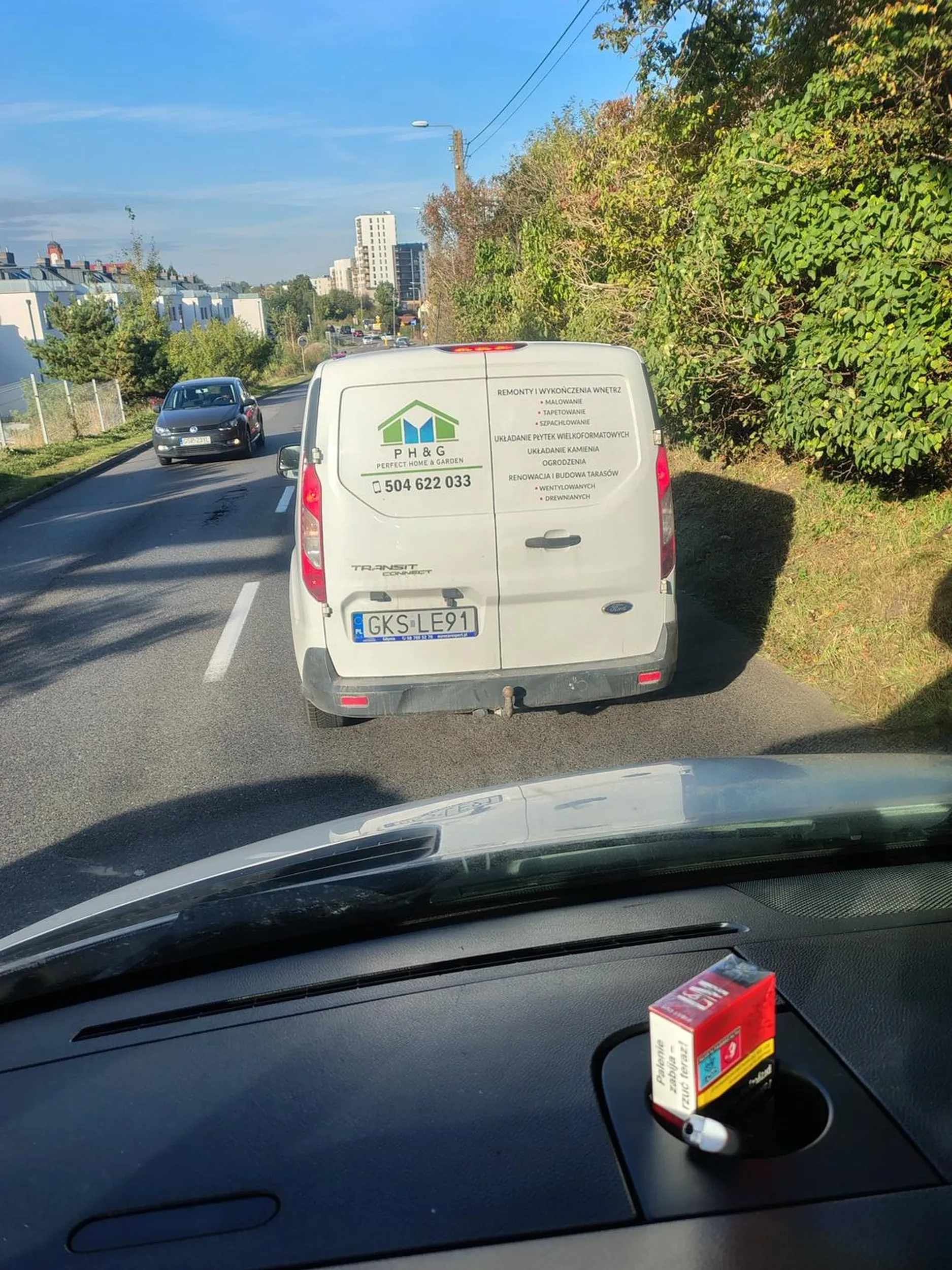 Grzyb w Sopocie jedzie kilometr za korkiem, jakiś upośledzony.