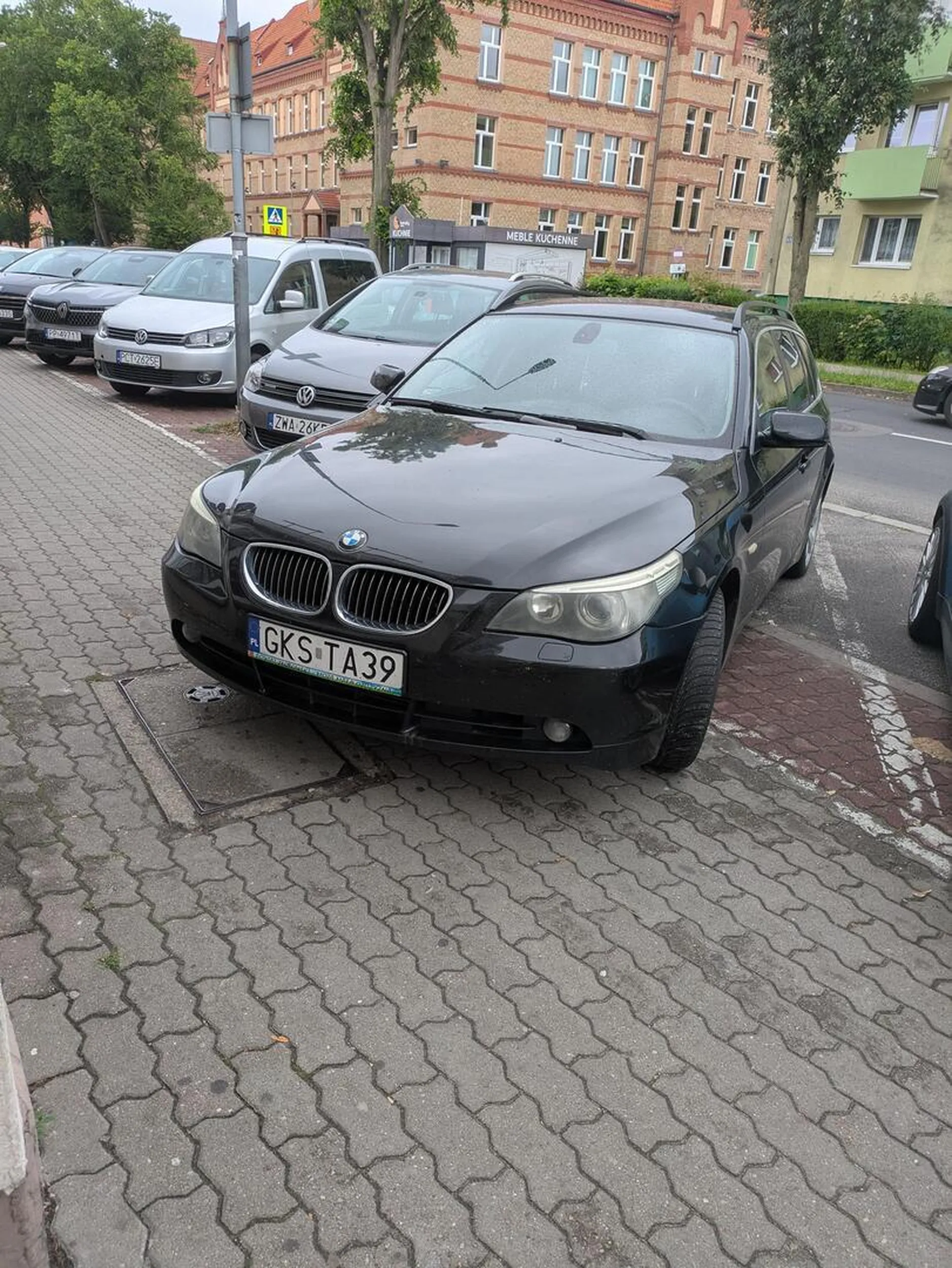 Zaparkuje na chodniku i go zablokuje bo mam małego