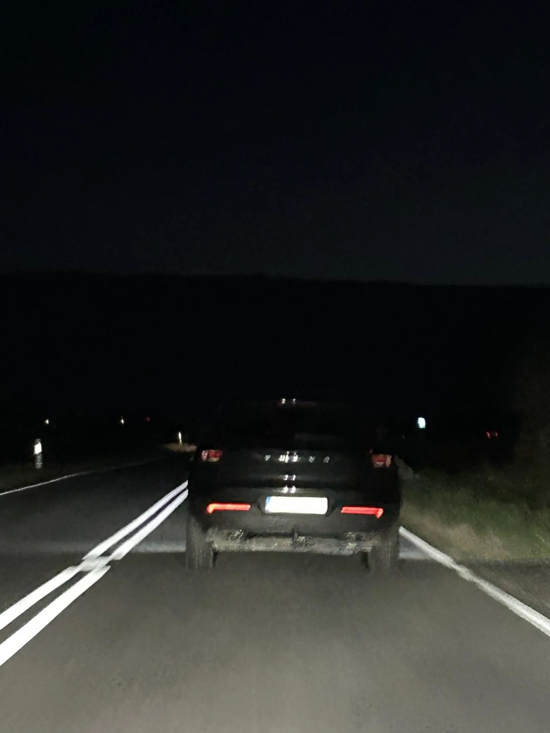 Nie pozdrawiam kierowcy który po zmroku jechał z Elbląga w stronę Malborka na światłach dziennych Stwarza to ogromne niebezpieczeństwo i jest to bezmyślne!!!