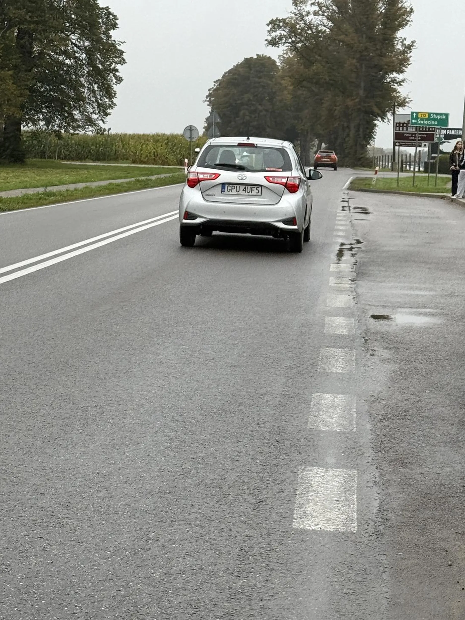 nie zatrzymala sie na pasach