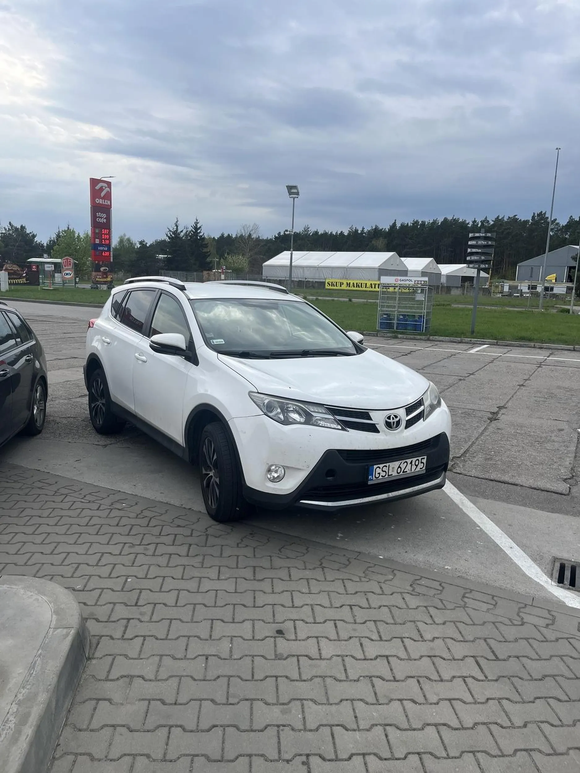 Parkowanie pod kompresorem to przerasta