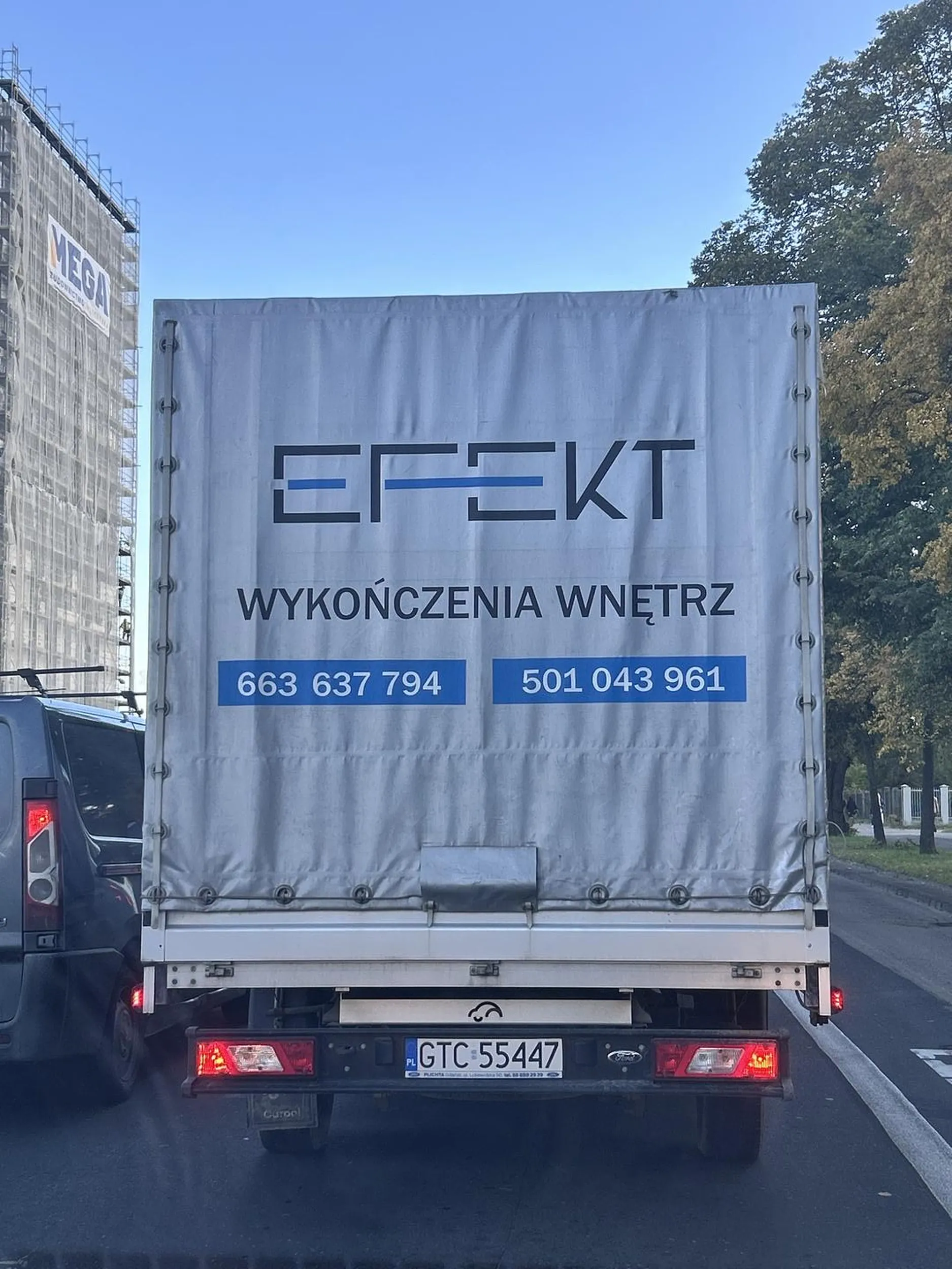 Pirat drogowy który nie umie jeździć i wymusza pierwszeństwo na skrzyżowaniach naucz się jeździć pało…