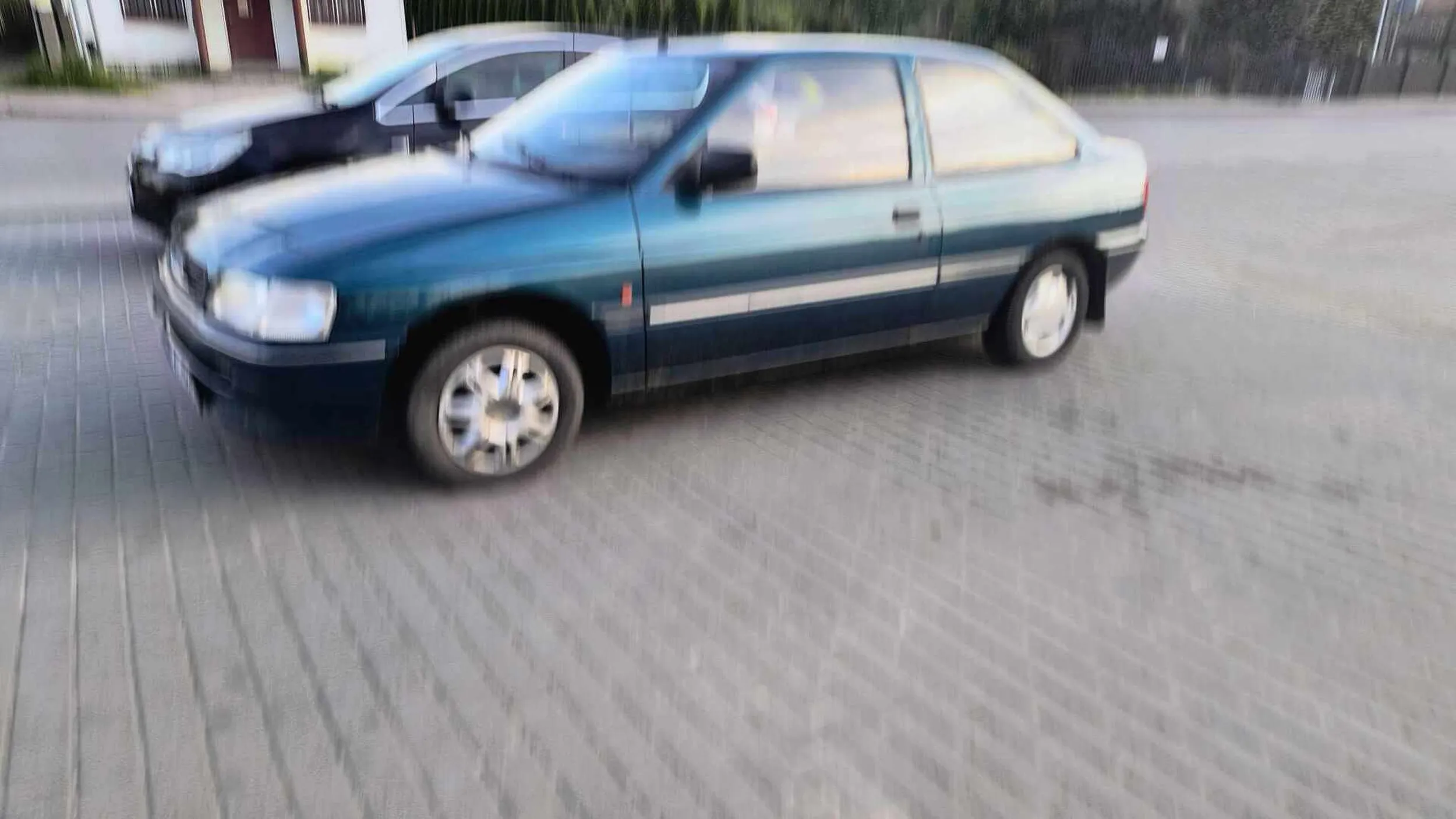 Najlepsze parkowanie w Powiecie Tczewskim, Gmina Morzeszczyn przy Delikatesach Pozdrawiam