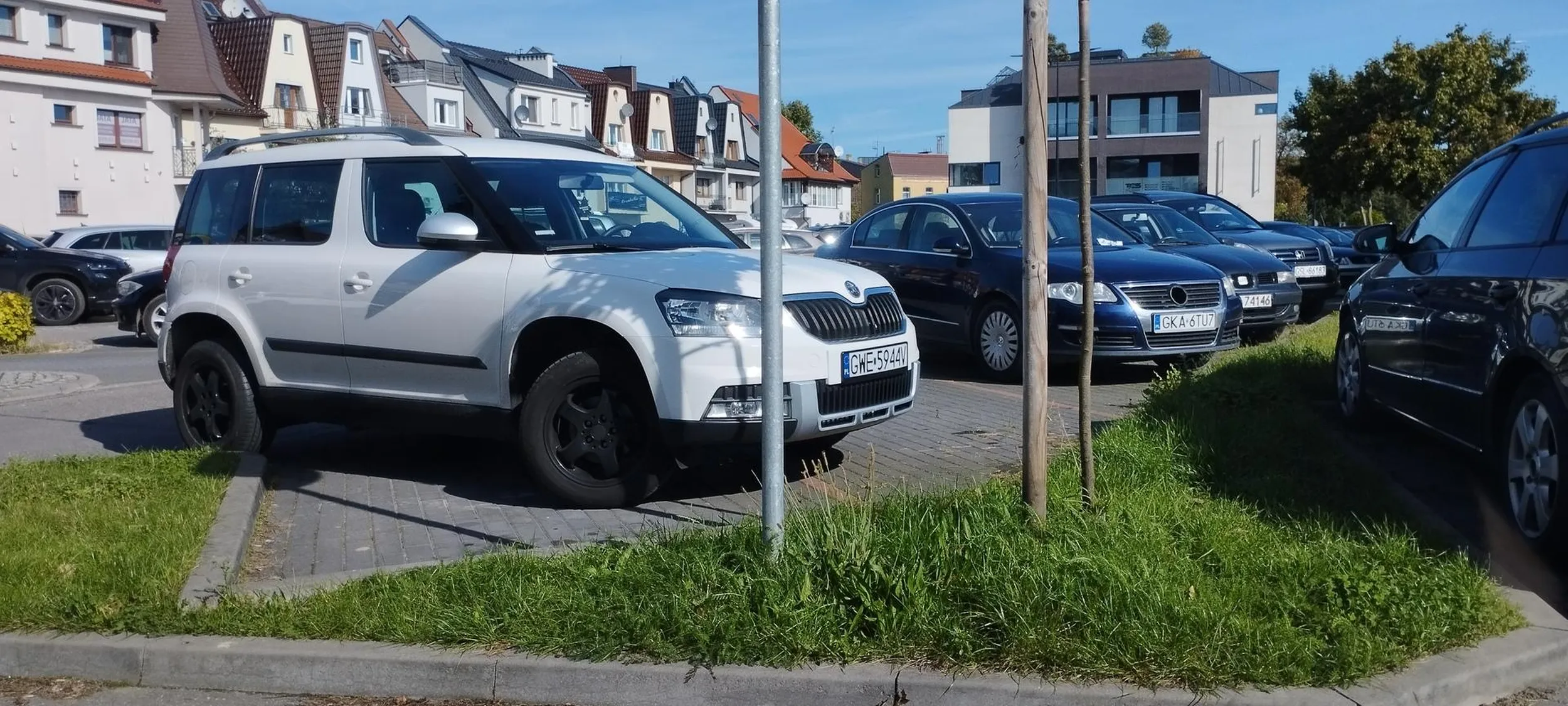 Jakie procesy myślowe zaszły w głowie kierowcy tego pudła to pewnie magia