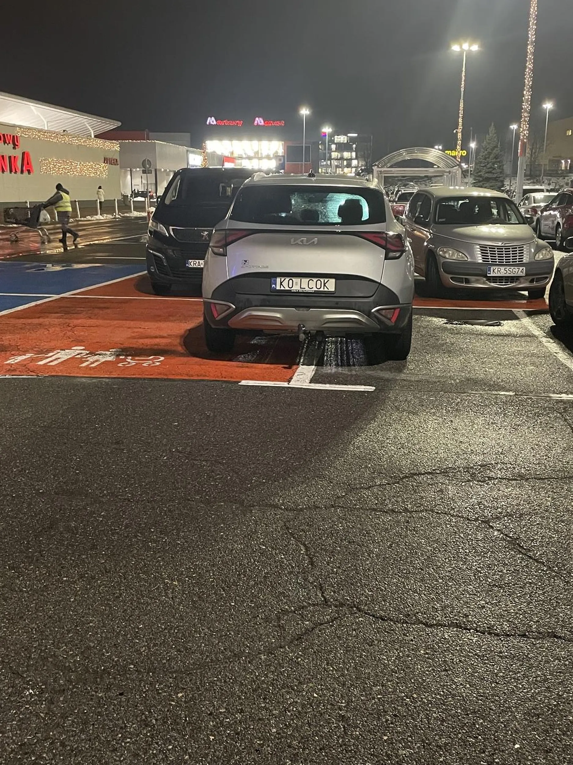 Park Handlowy Zakopianka, 27.11 godz. 17:30