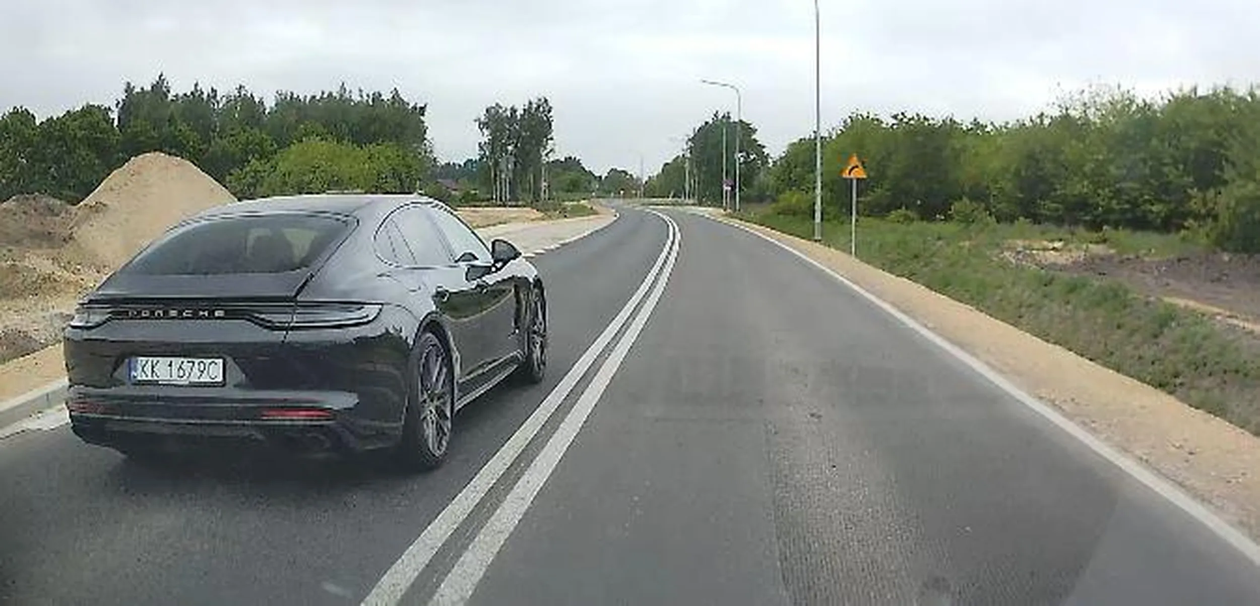 to tylko podwójna, namalowana dla ozdoby