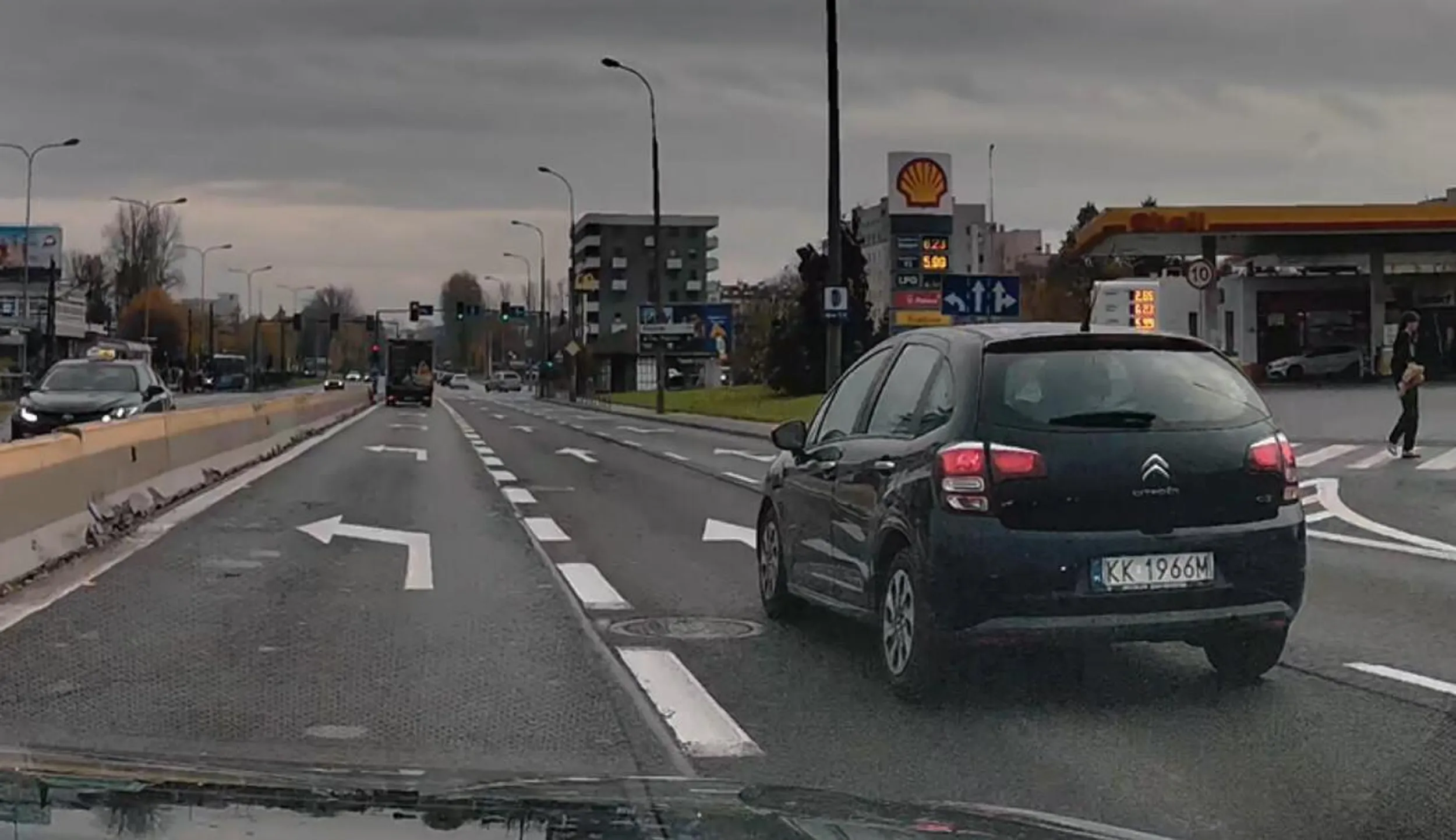 baba zakochana w lewym pasie