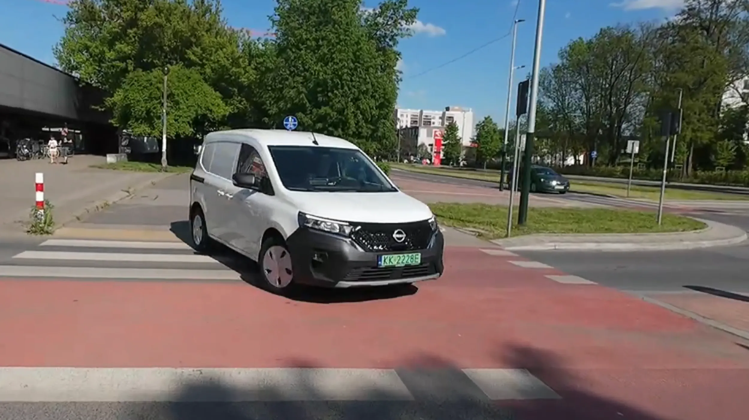 gdzie po chodniku jeździsz tu dzieci z dziećmi chodzą