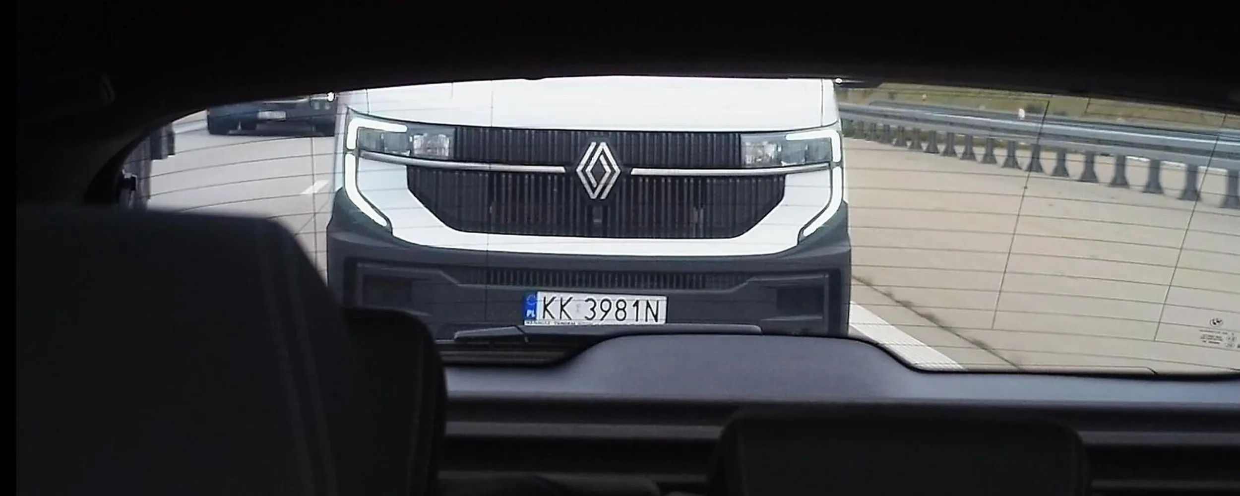 Tutaj również praktyka kasowania uczciwych komentarzy jak na google? Kierowca jedzie na zderzaku przy 120 km/h i komenatrz jest usuwany??