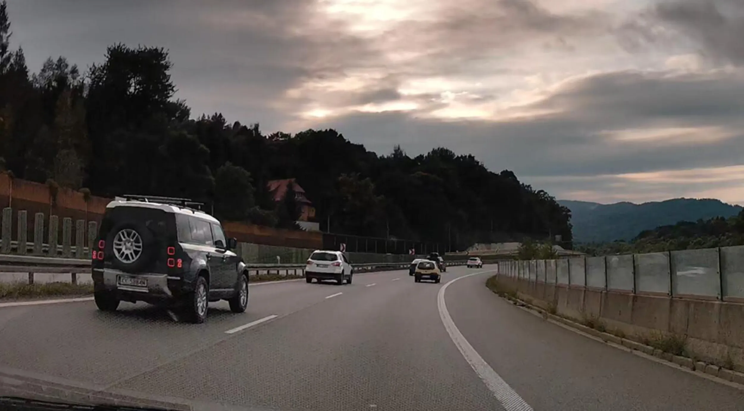 zakochany w lewym pasie