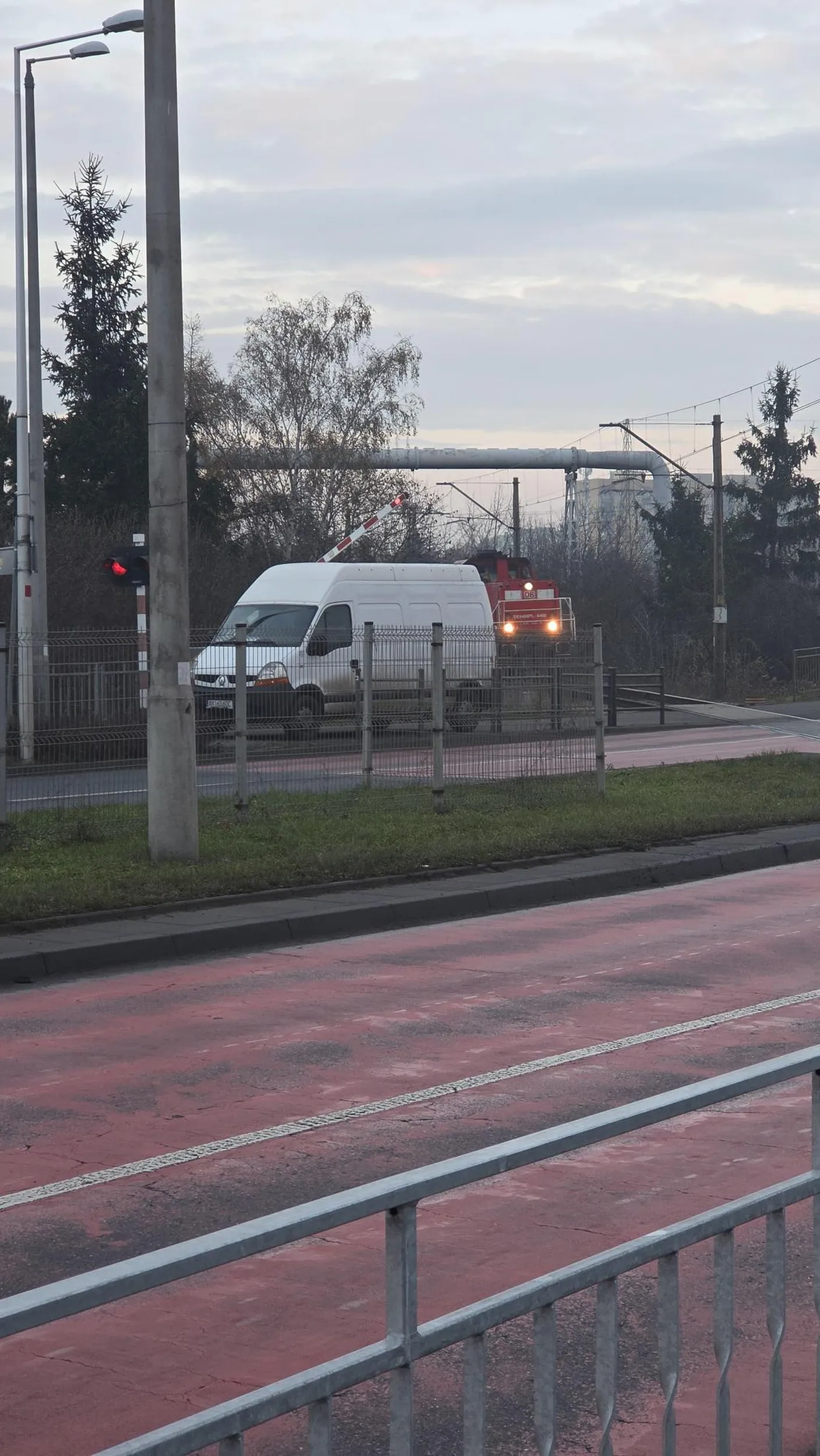 Gratuluje popsucia rogatek na Strzegomskiej