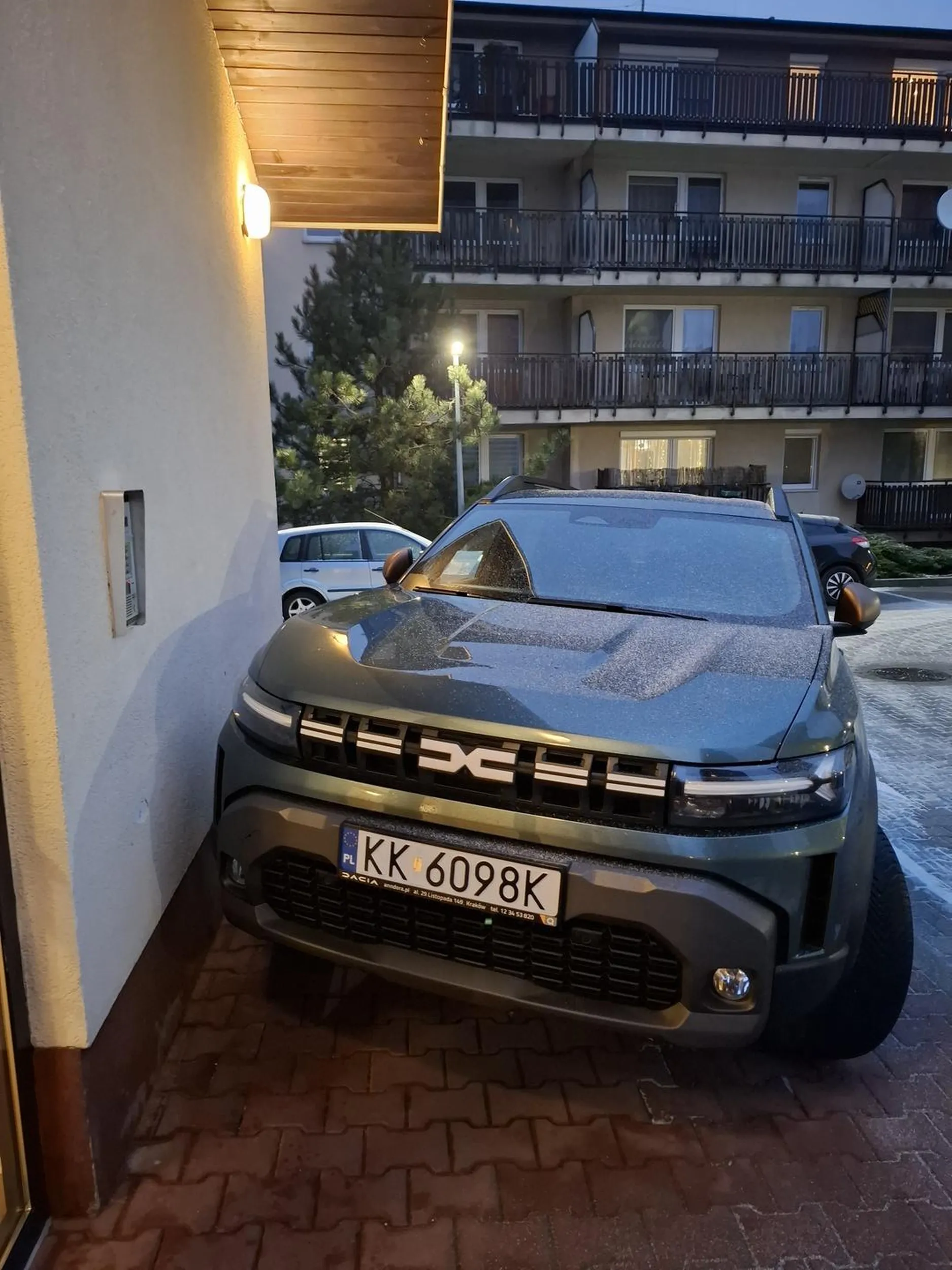 29.10.2024 000795257/0606 Zwykły chxj. Zablokował dostęp do domofonu. Zasrany inwalida umysłowy.