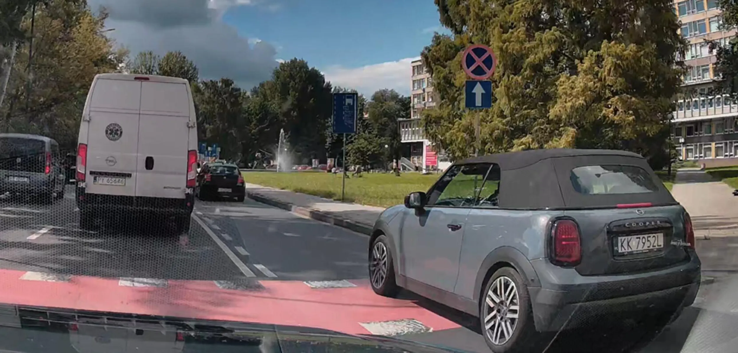 głąb omija korek buspasem