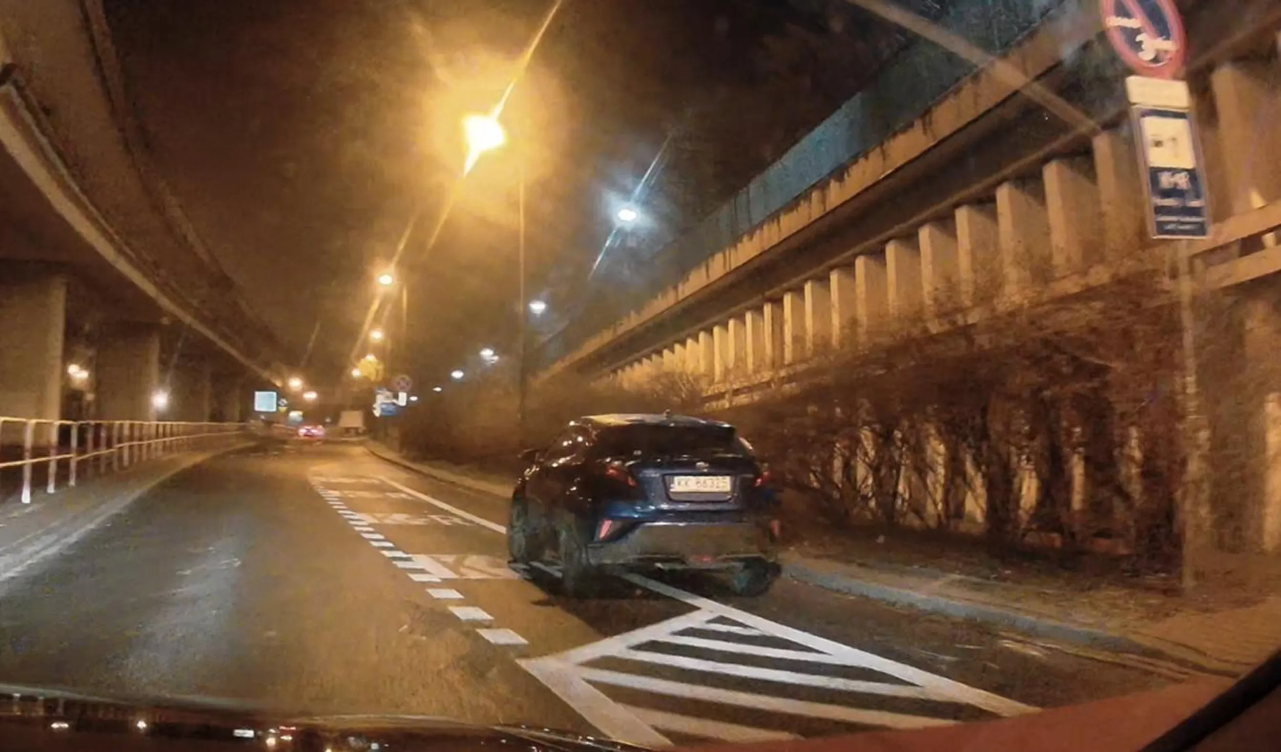 to jest kiss&ride gamoniu, a nie parking