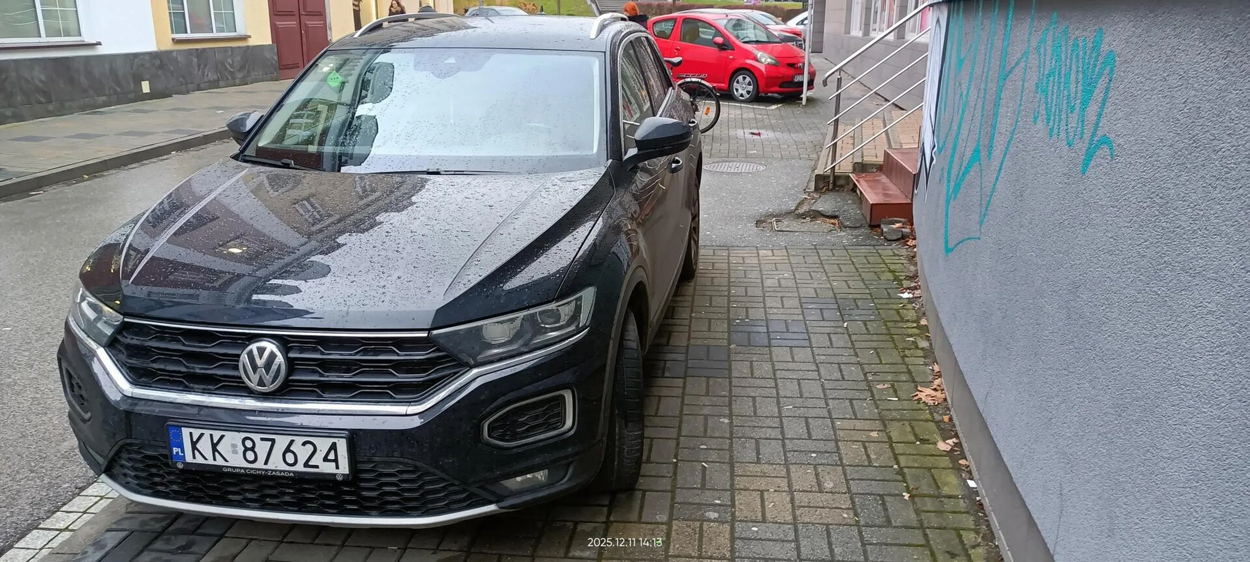 Święta krowa chodnikowa.