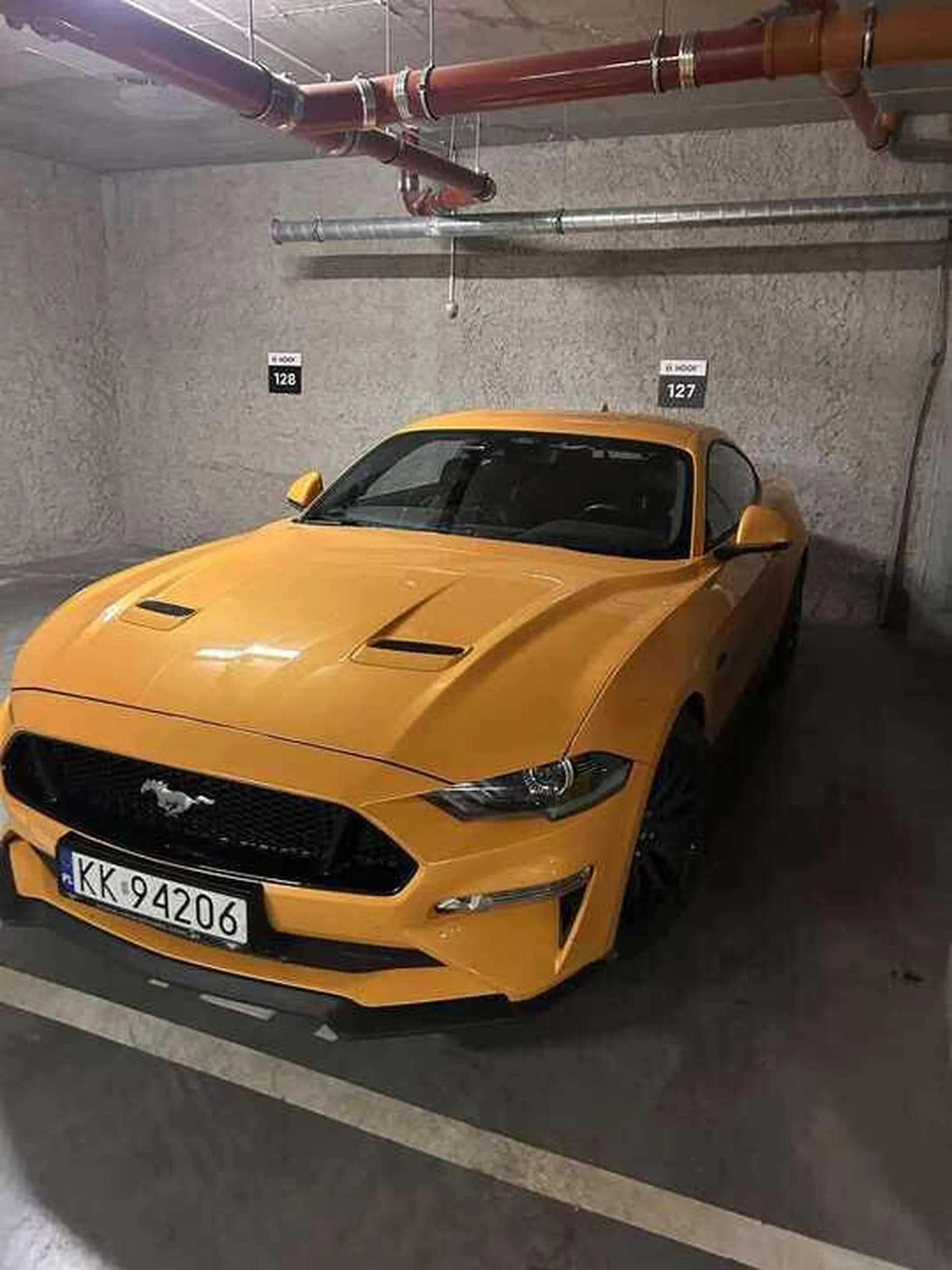 Parkuje na prywatnym miejscu postojowym