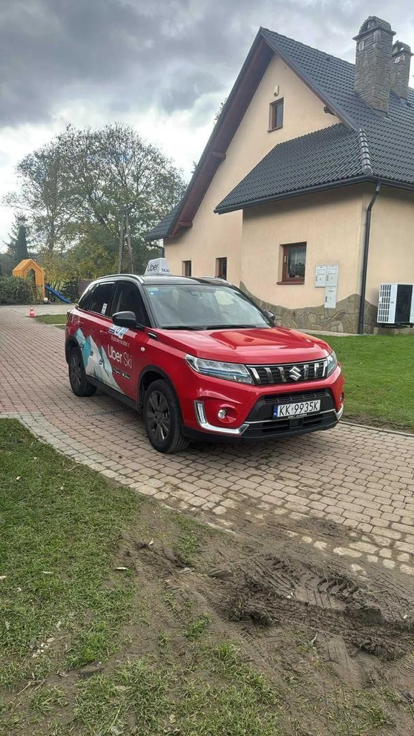 SKUŁWYSYN ZAPAŁKOWAŁ MI NA PASTEŁNIKU