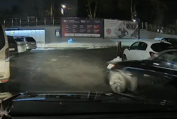 burak wcina się na żeby oszukać przeznaczenie i być w domu 2 sekundy wcześniej. Nie pomyśli bo nie ma czym